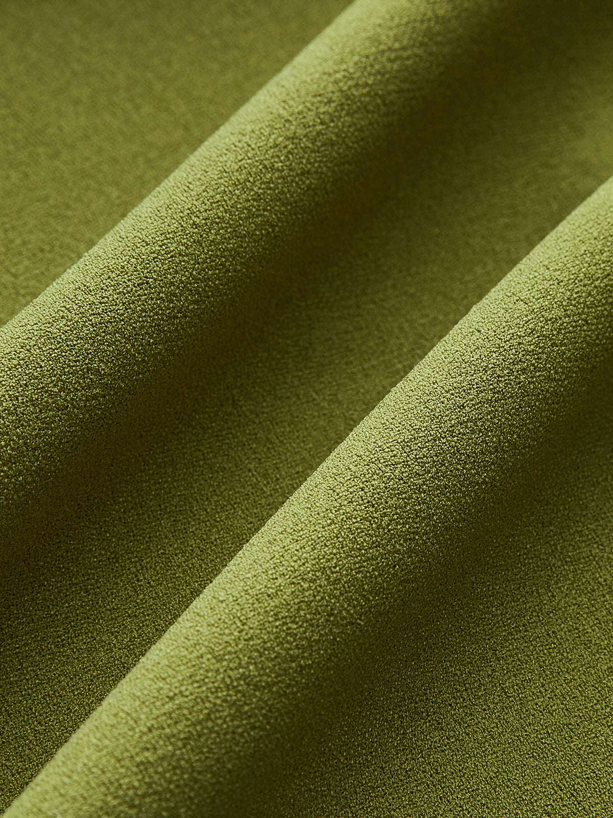 Ärmelloses Kleid mit Drapierungen
