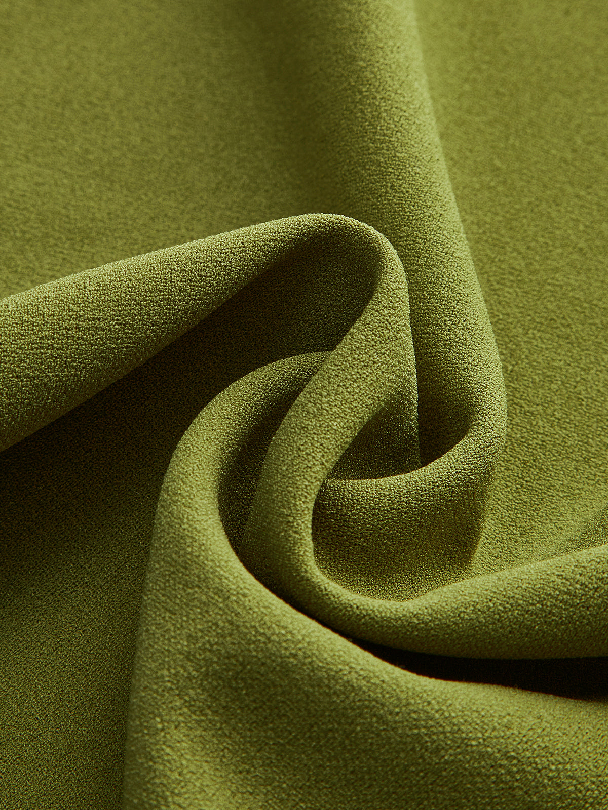 Ärmelloses Kleid mit Drapierungen