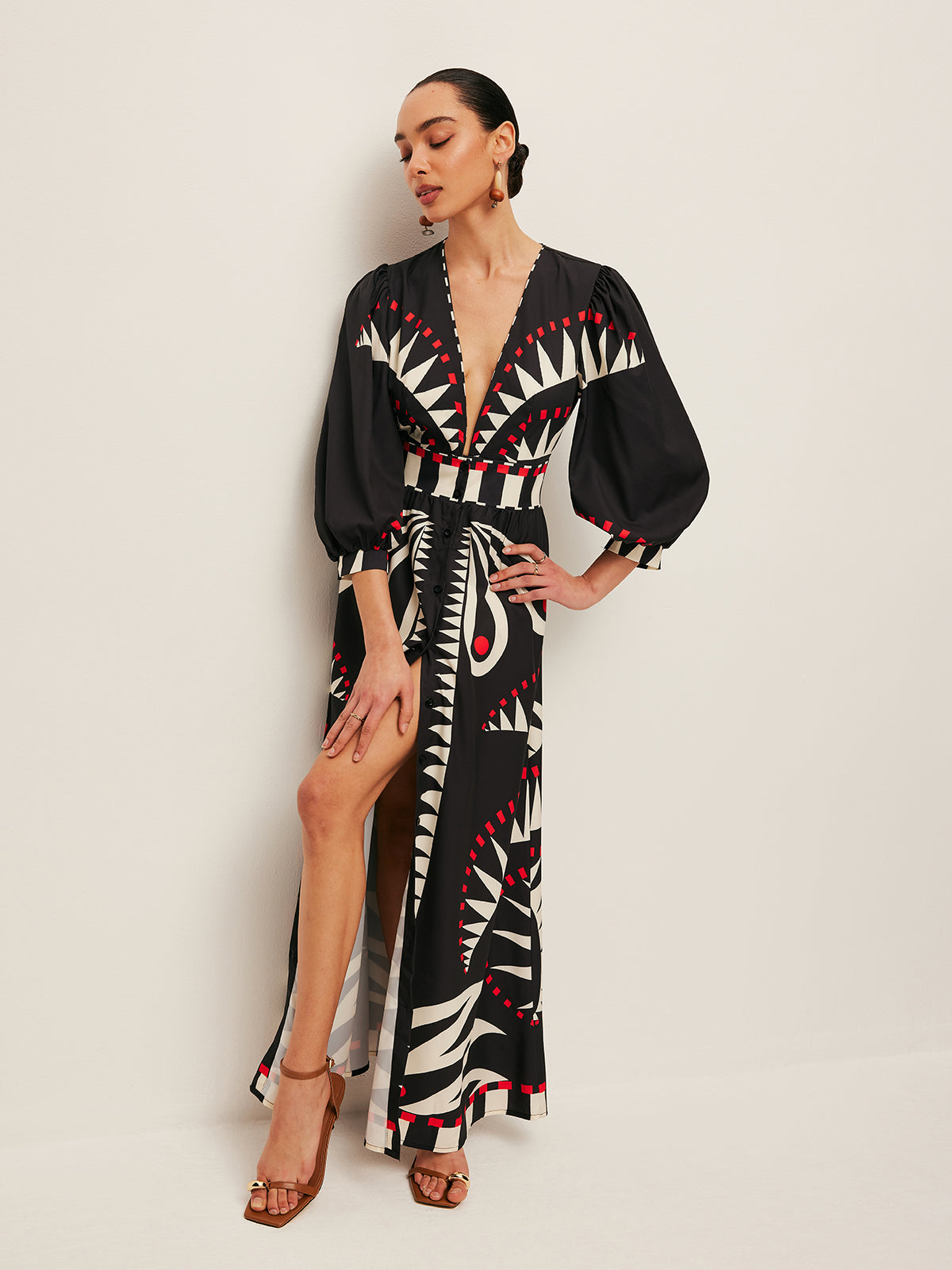 Boho-Kleid mit V-Ausschnitt und Schlitz