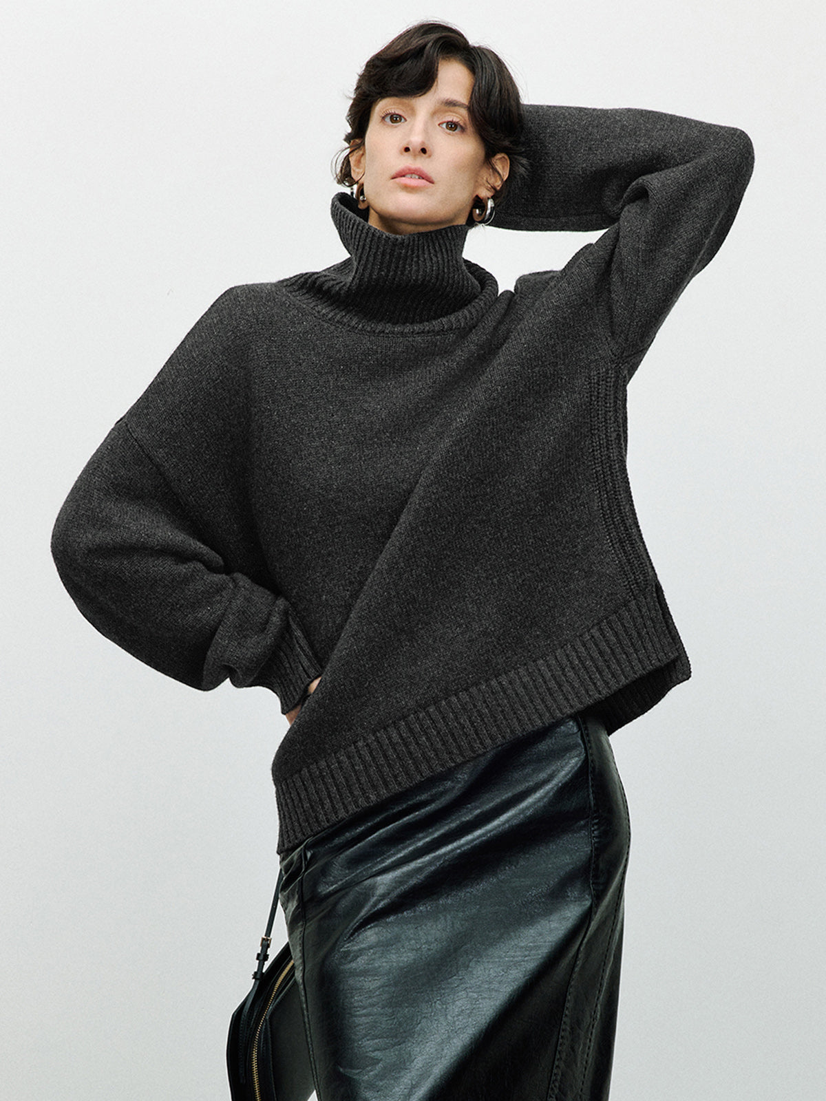 Versatile Plain Turtleneck Sweater