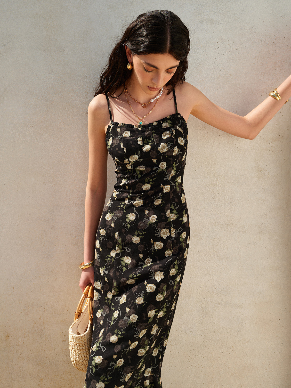 Robe fleurie à ourlet volanté