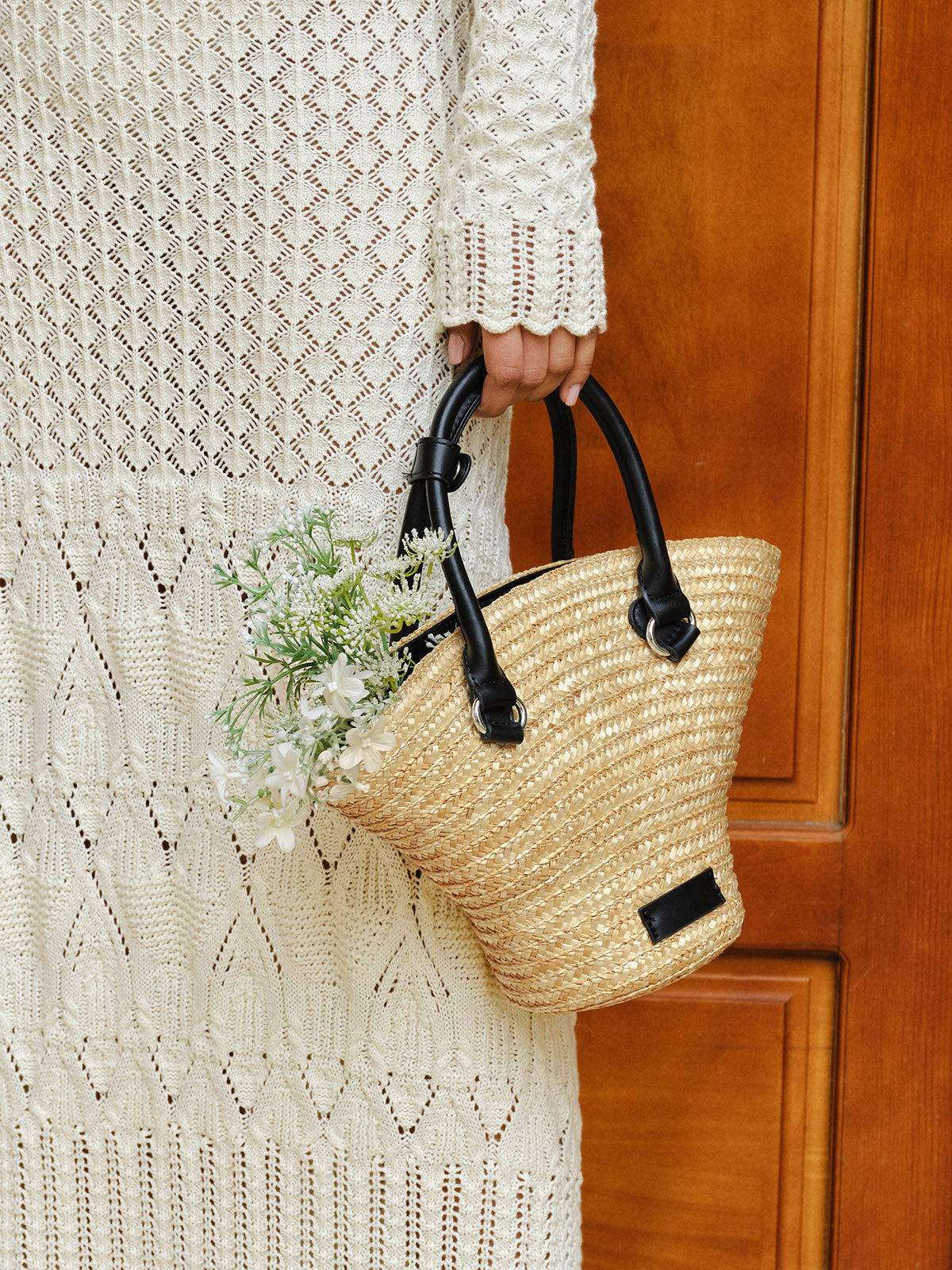 Sac cabas en paille à anses en cuir