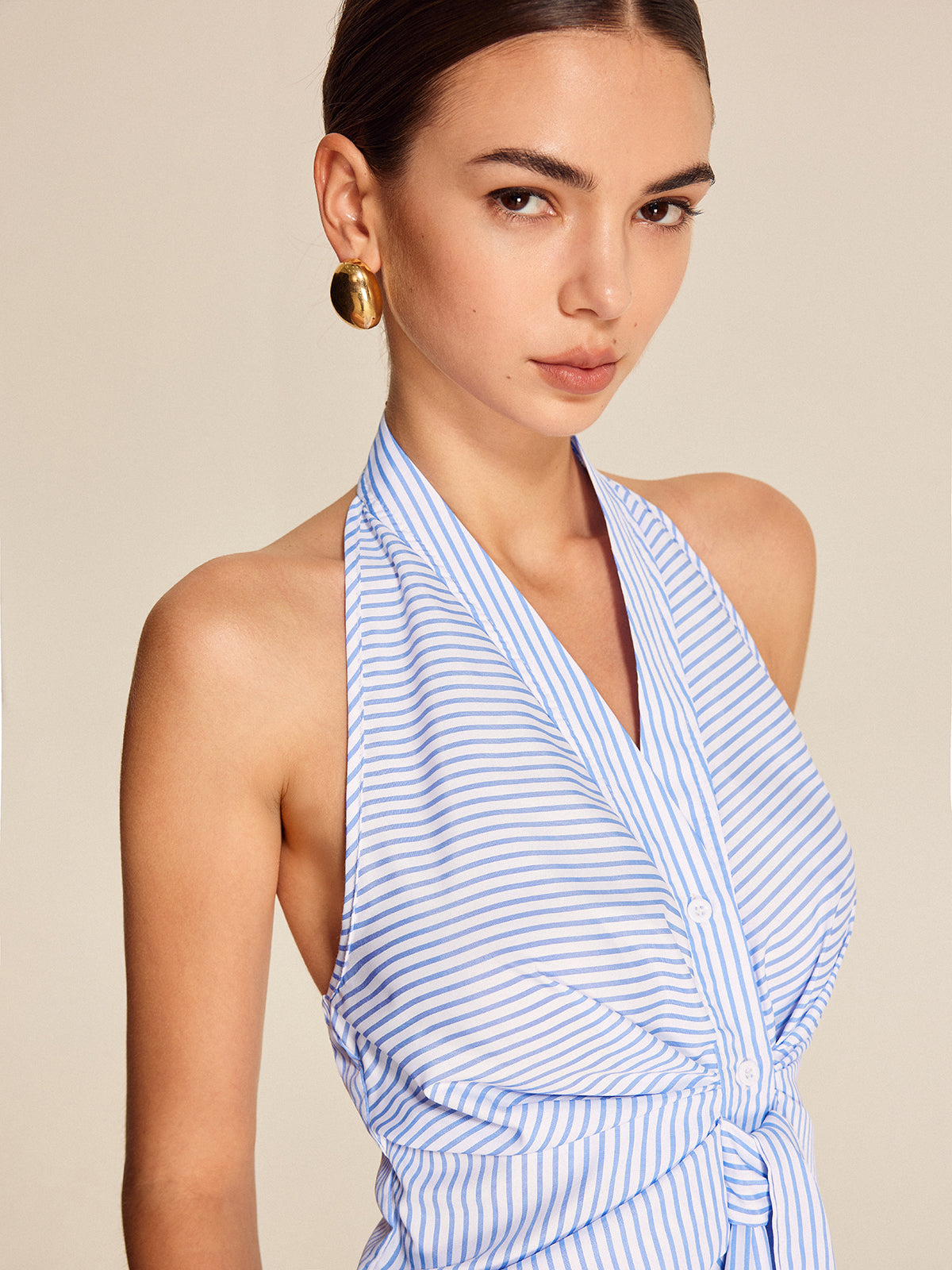 Gestreiftes Neckholder-Bindetop