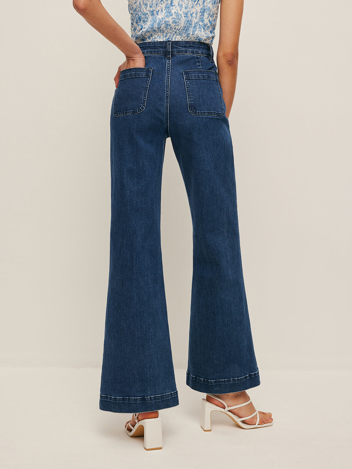 High-Waist Pocket Detail Wide-Leg Jeans