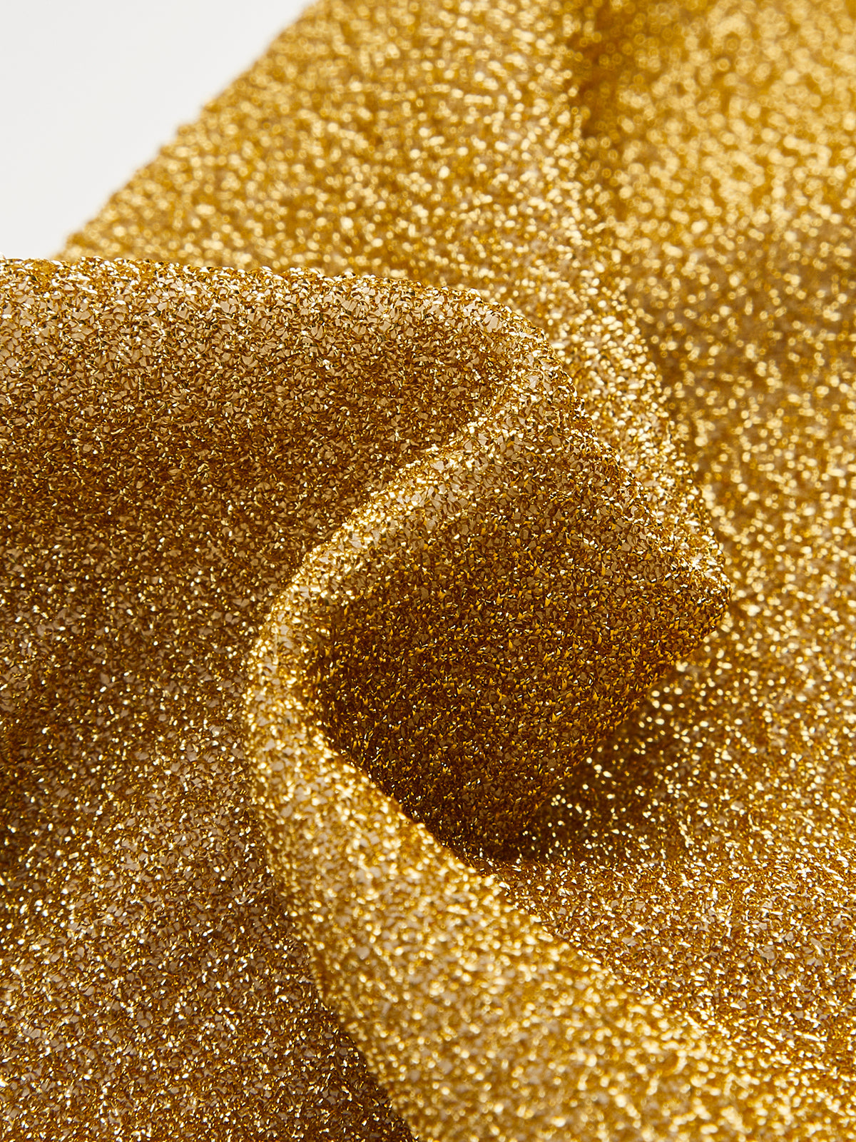 Bikinihose mit goldfarbenen Metallic-Details