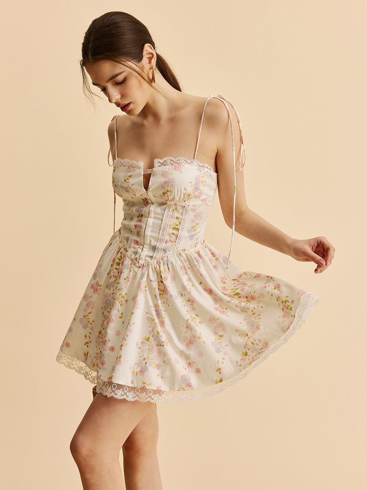 Robe Corset Fleurie à Bretelles Nouées