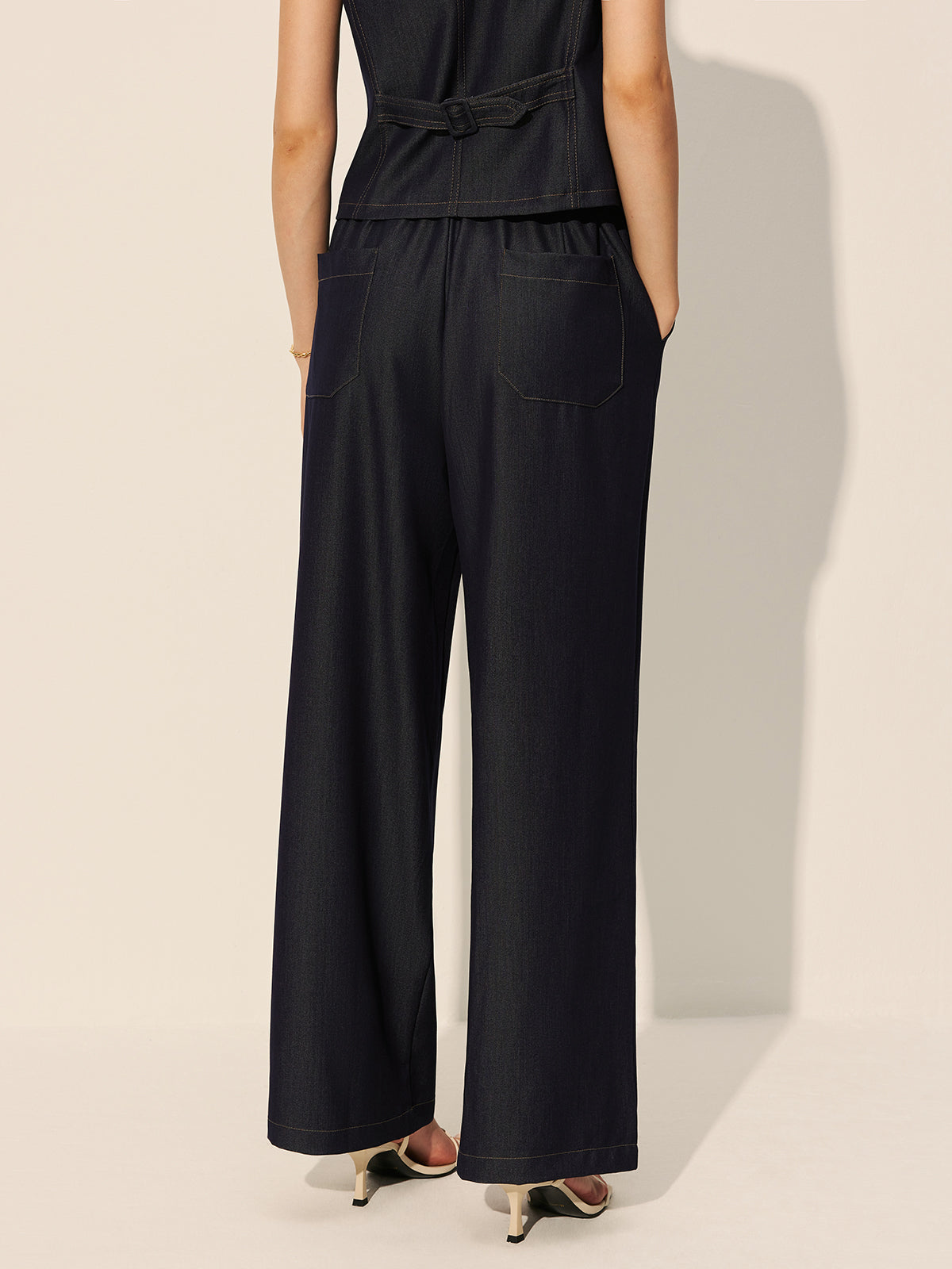 Mid-Waist Taschen Wide-Leg Jeanshose