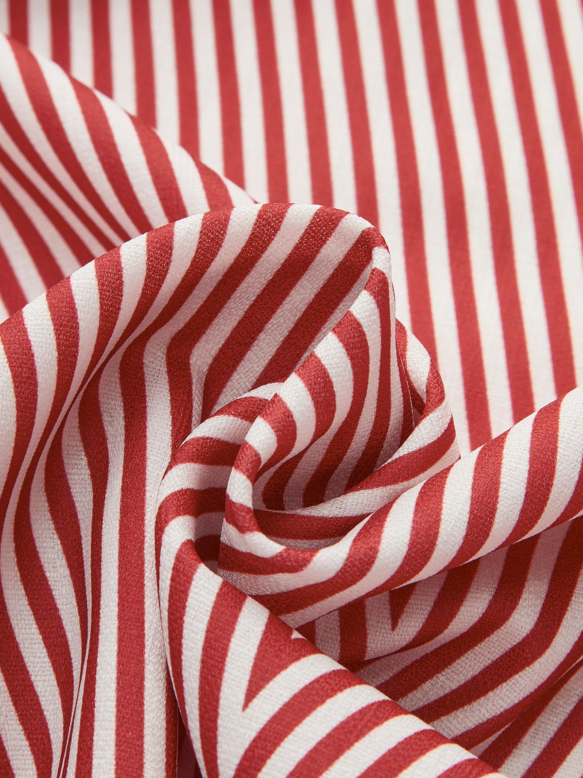 Robe plissée sans manches à col en V froncé