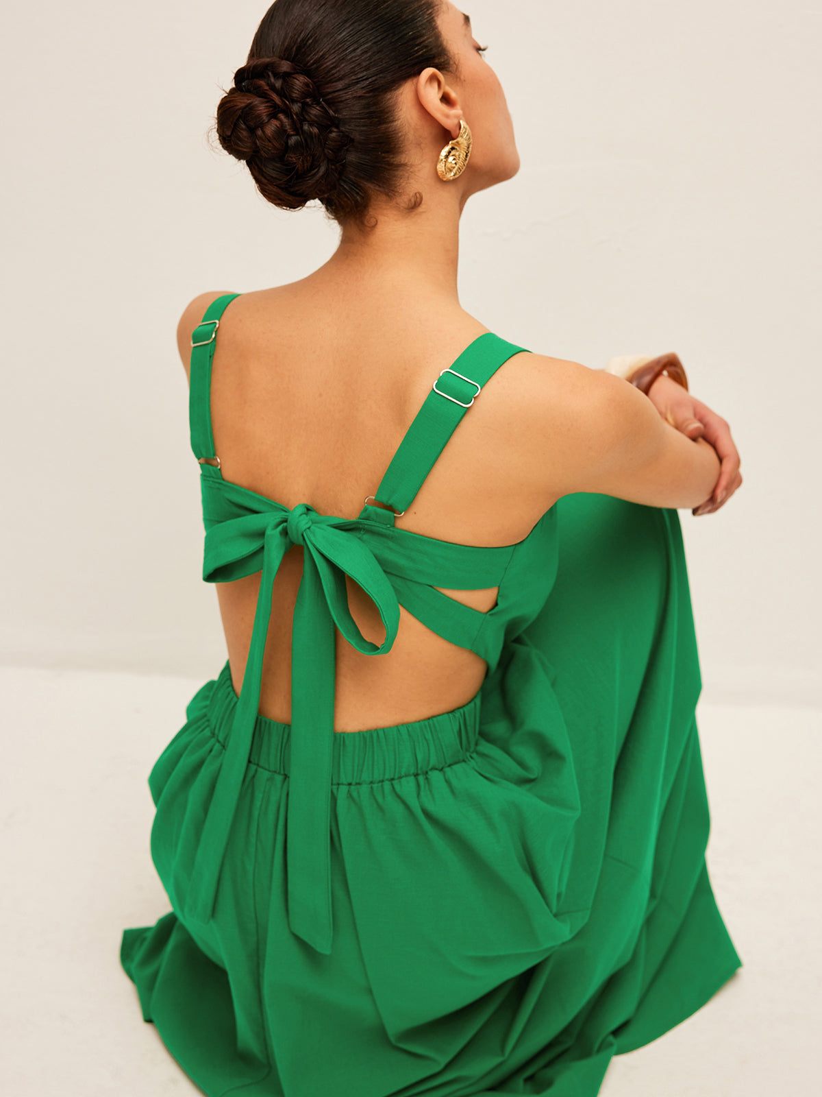 Robe en coton et lin avec nœud dans le dos