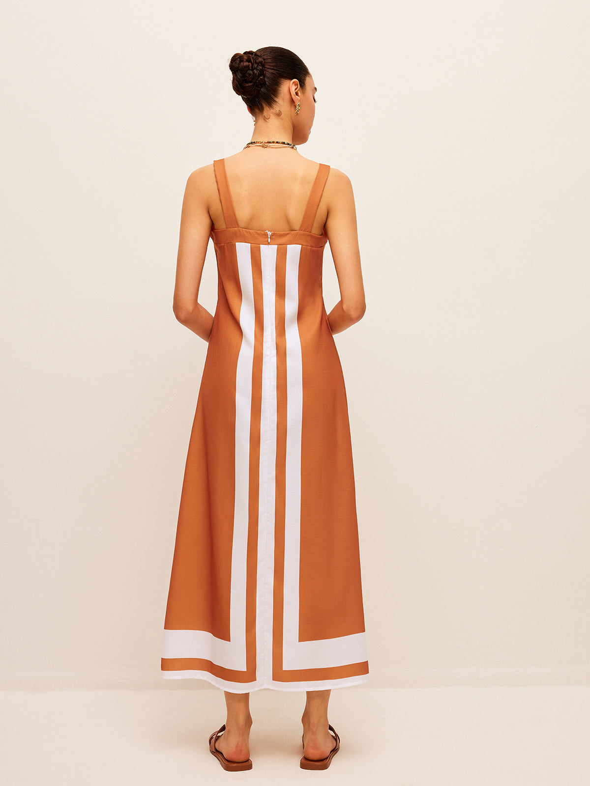 Robe à col carré et à blocs de couleur