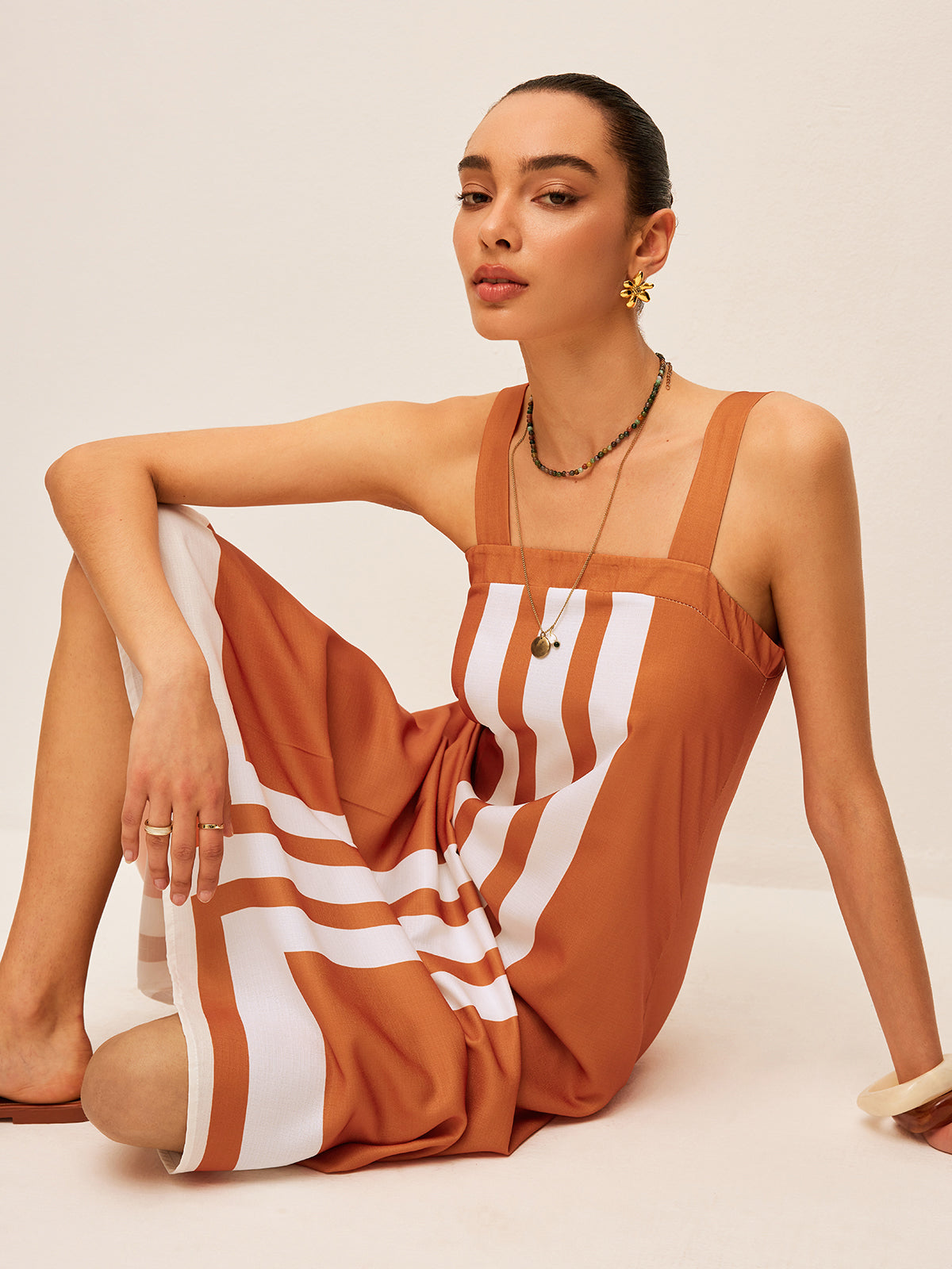 Robe à col carré et à blocs de couleur