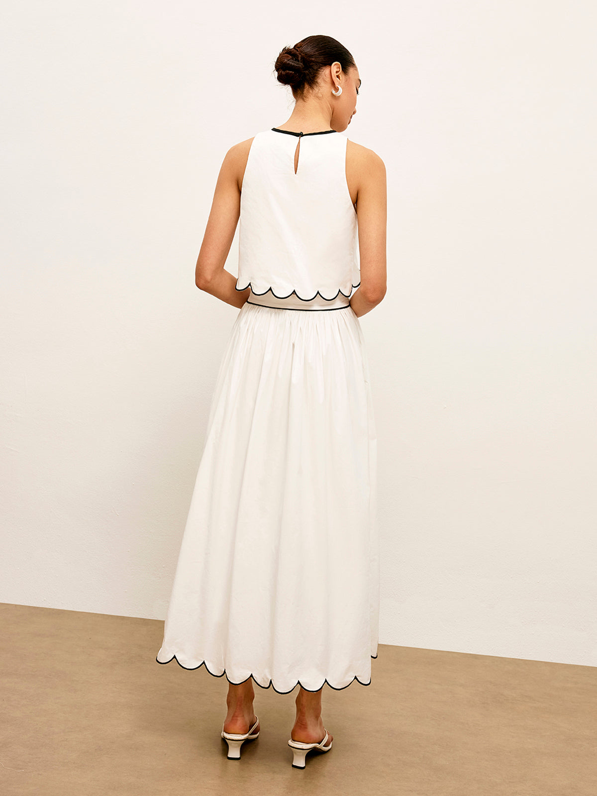 Scallop Trim Color Block Sleeveless Skirt Set