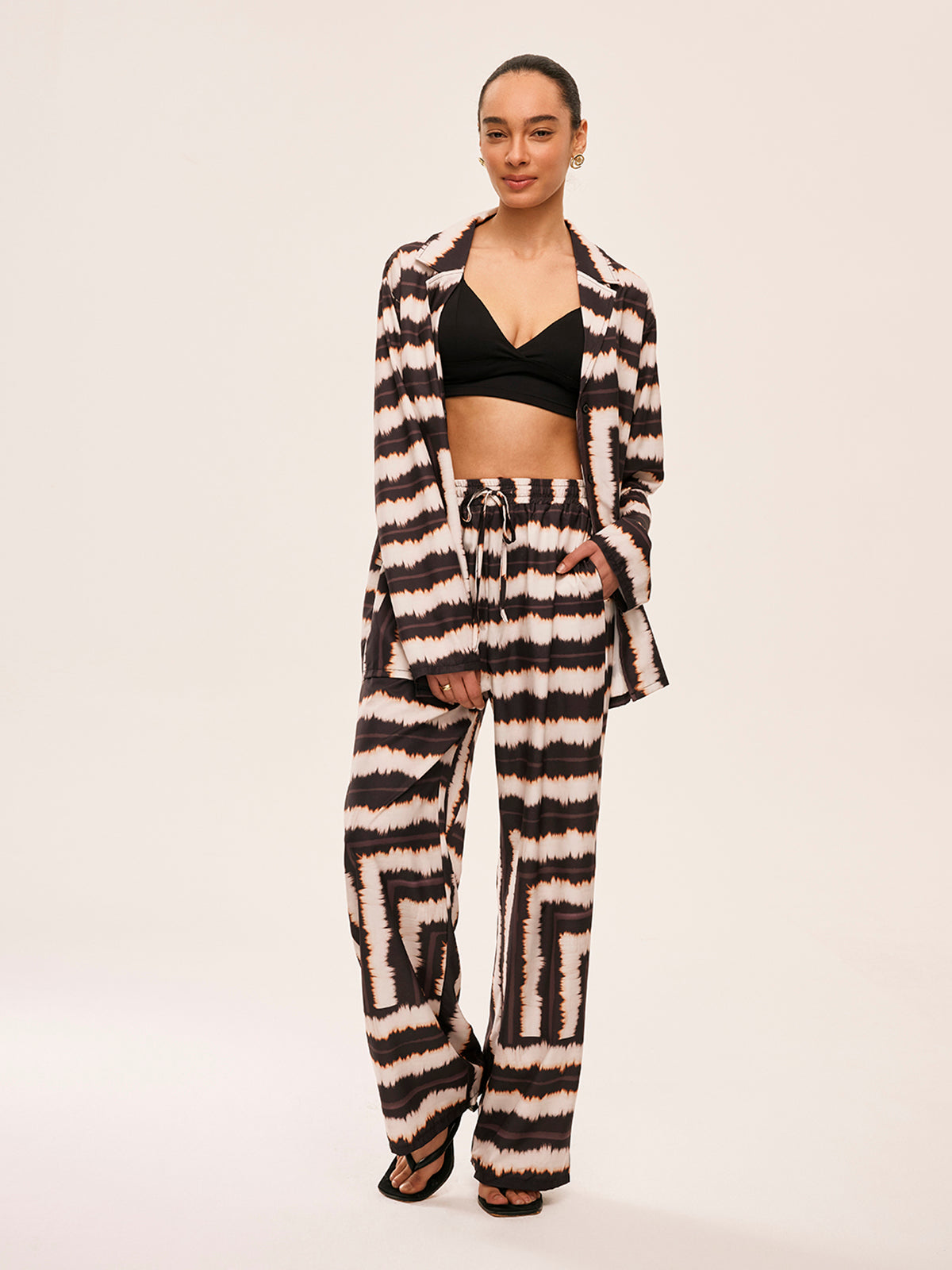 Ensemble pantalon color block géométrique avec poches