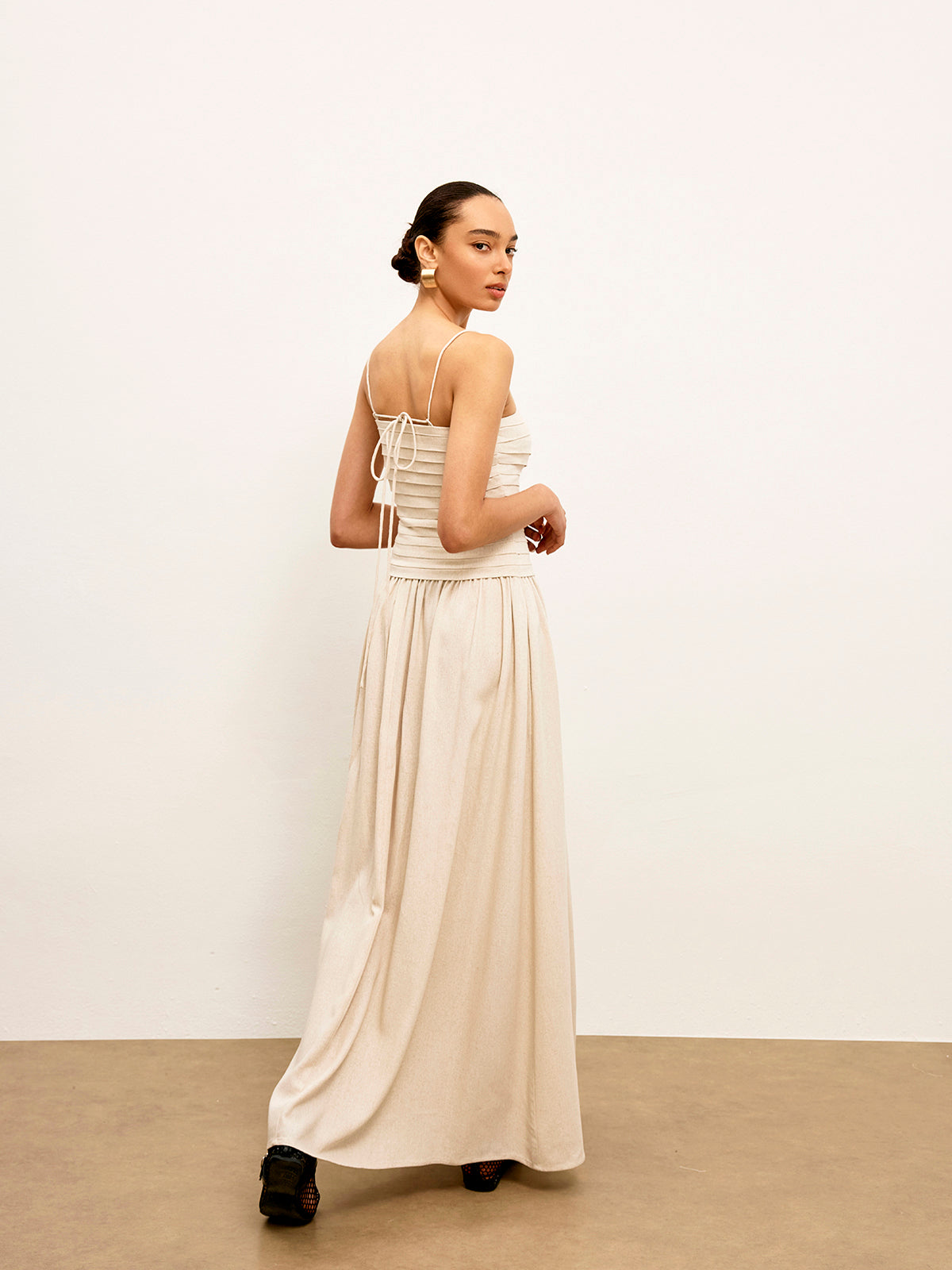 Robe Caraco Froncée à Nouer au Dos