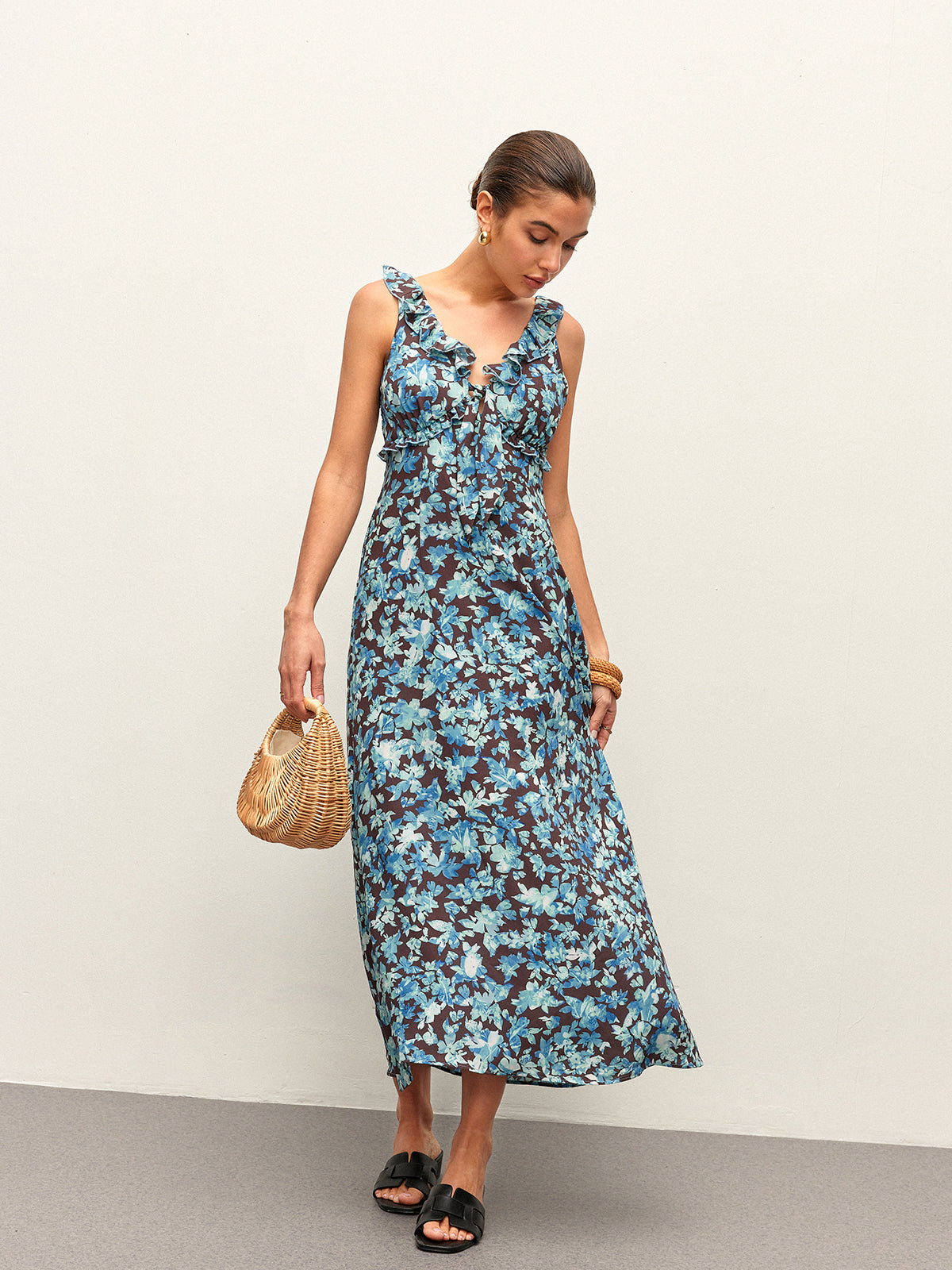 Robe florale à col en V avec bordure en laitue et fermeture éclair