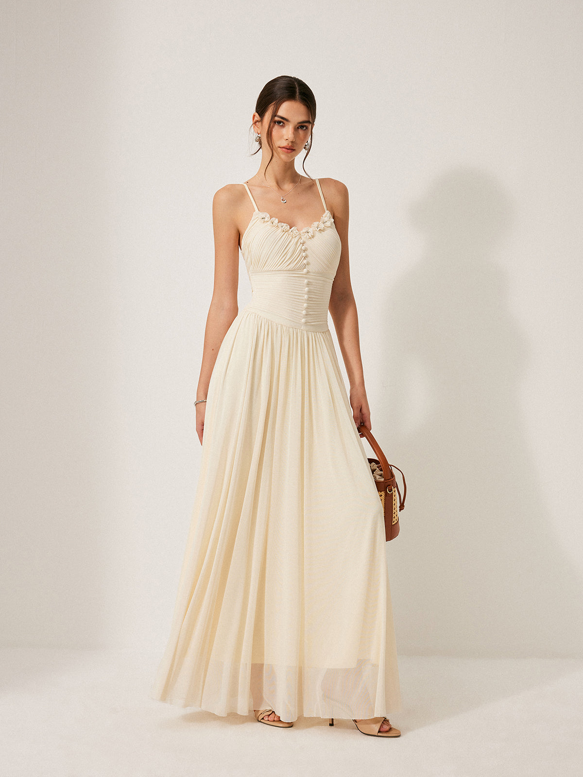 Kleid mit Knopfleiste und Netzeinsätzen