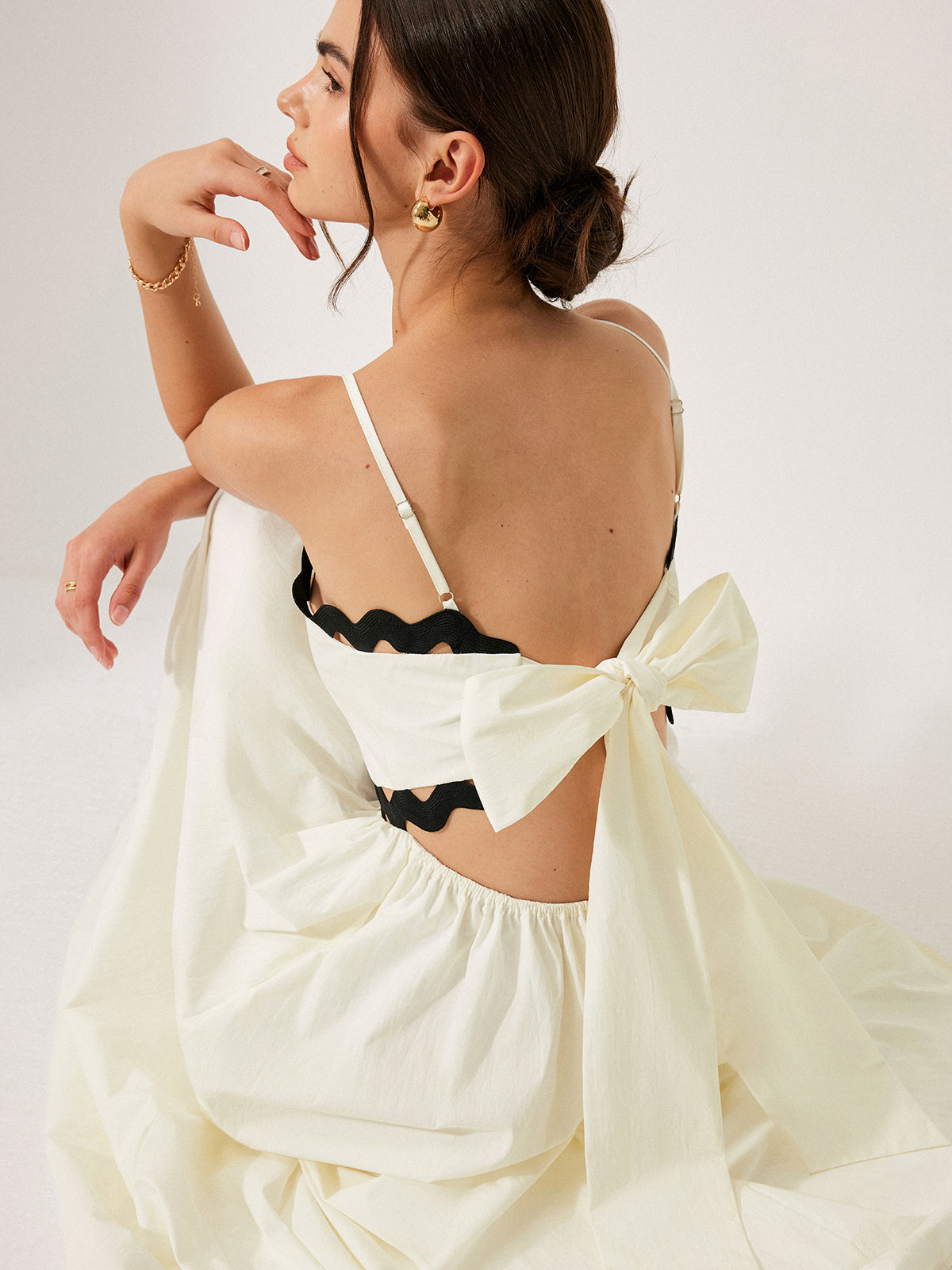 Scalloped Trim Back Tie Dress