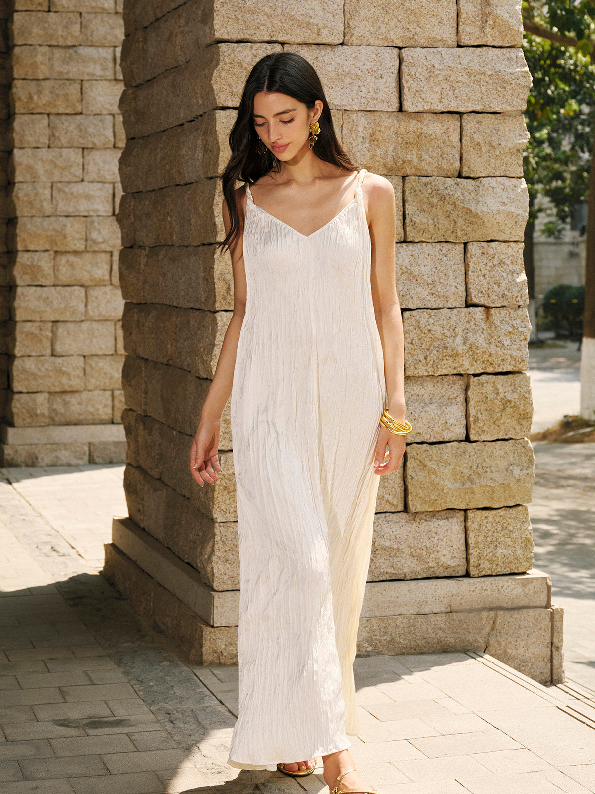 Robe débardeur en satin à col V