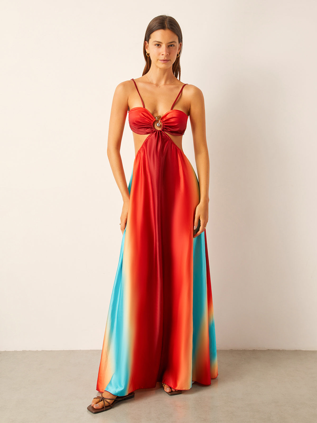 Robe dégradée en satin à découpes à la taille