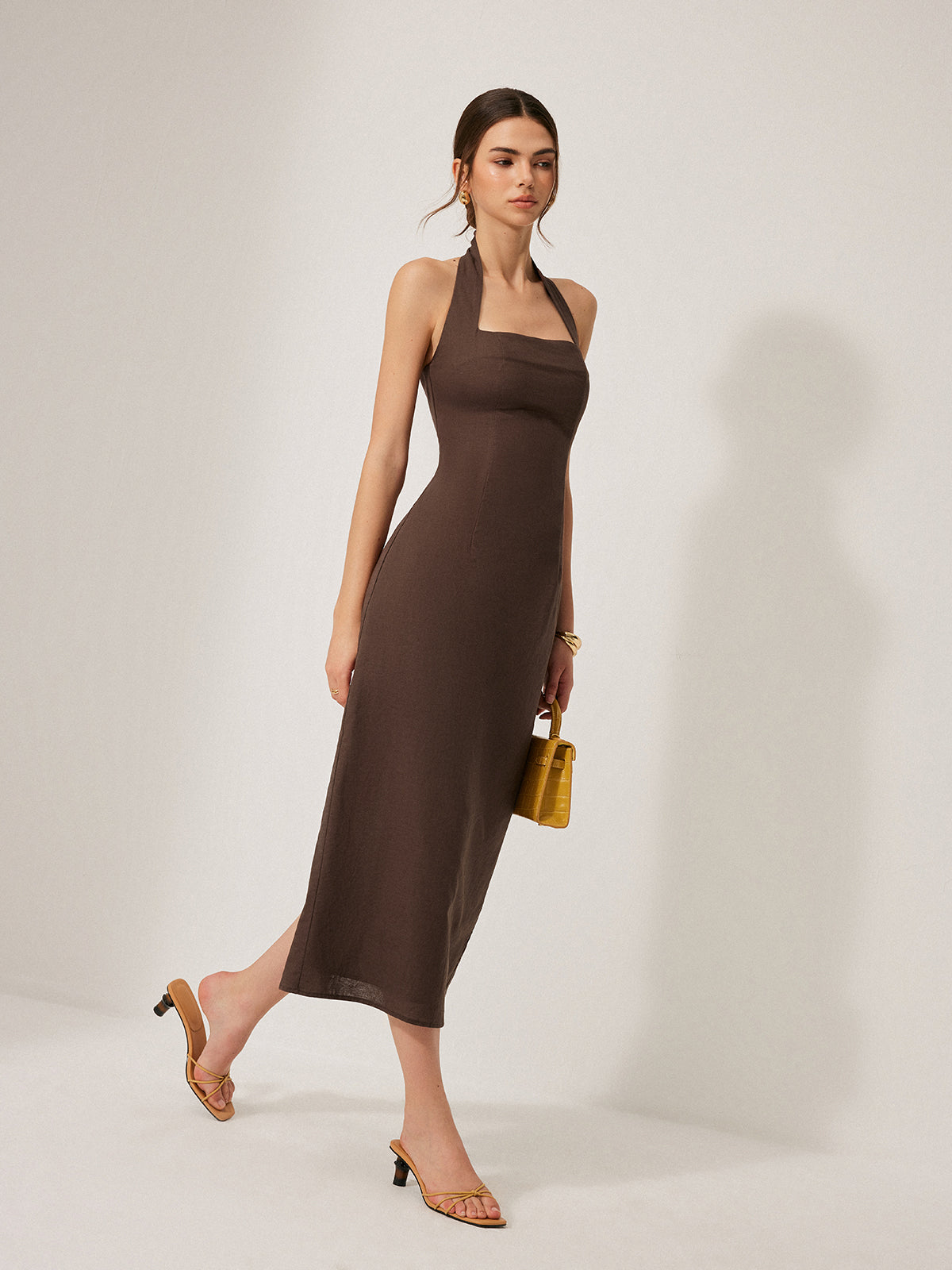 Robe fendue dos nu en coton et lin avec licol