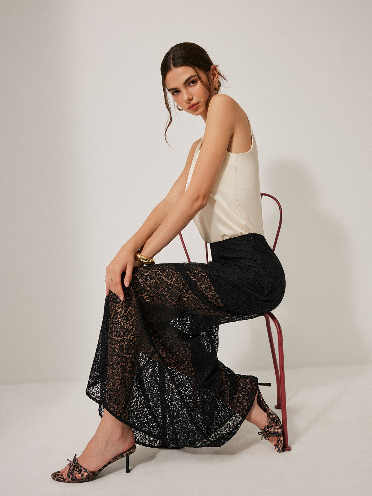 Semi-Sheer Lace Skirt Without Belt