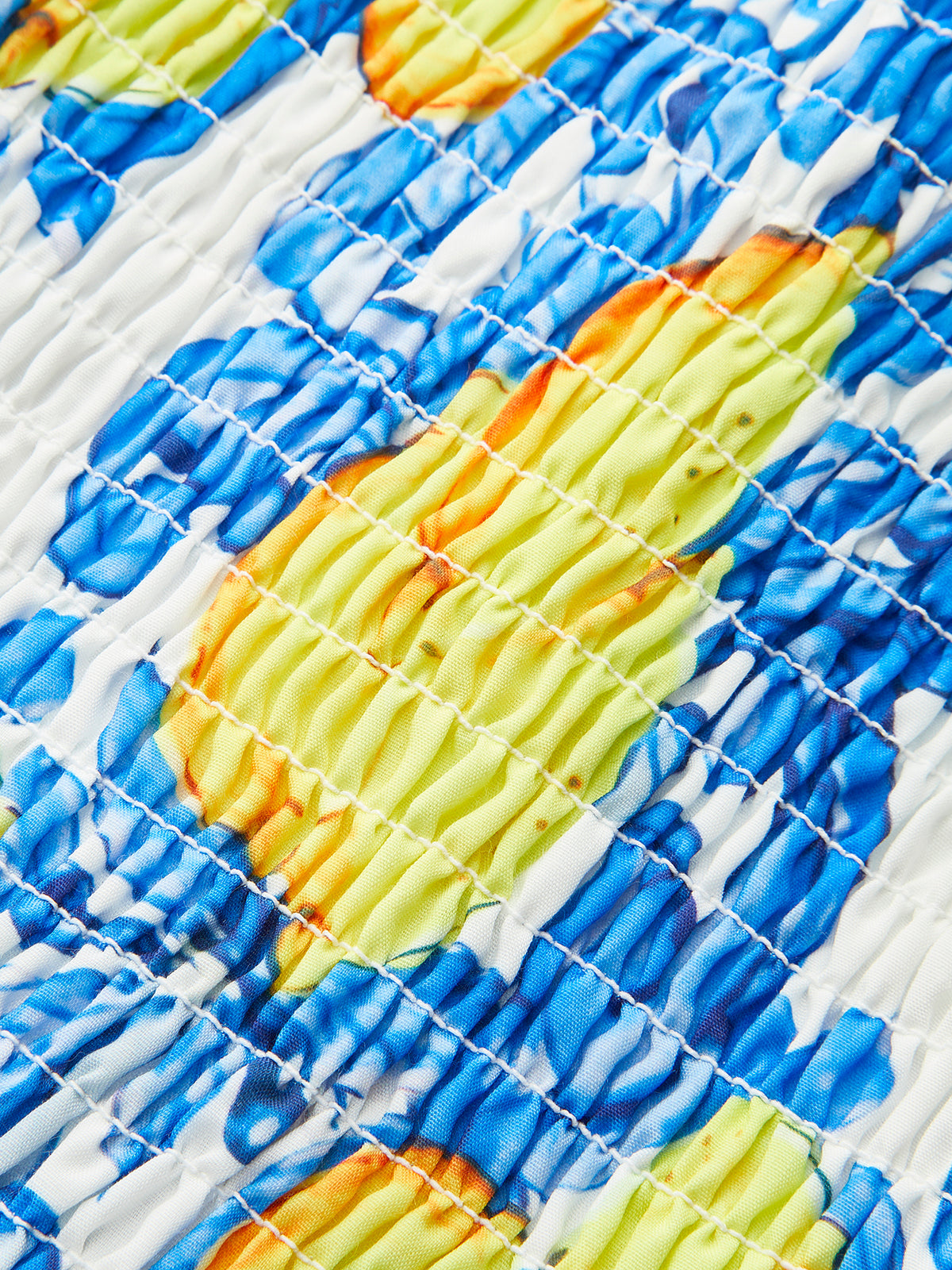 Robe bustier smockée à ourlet volanté