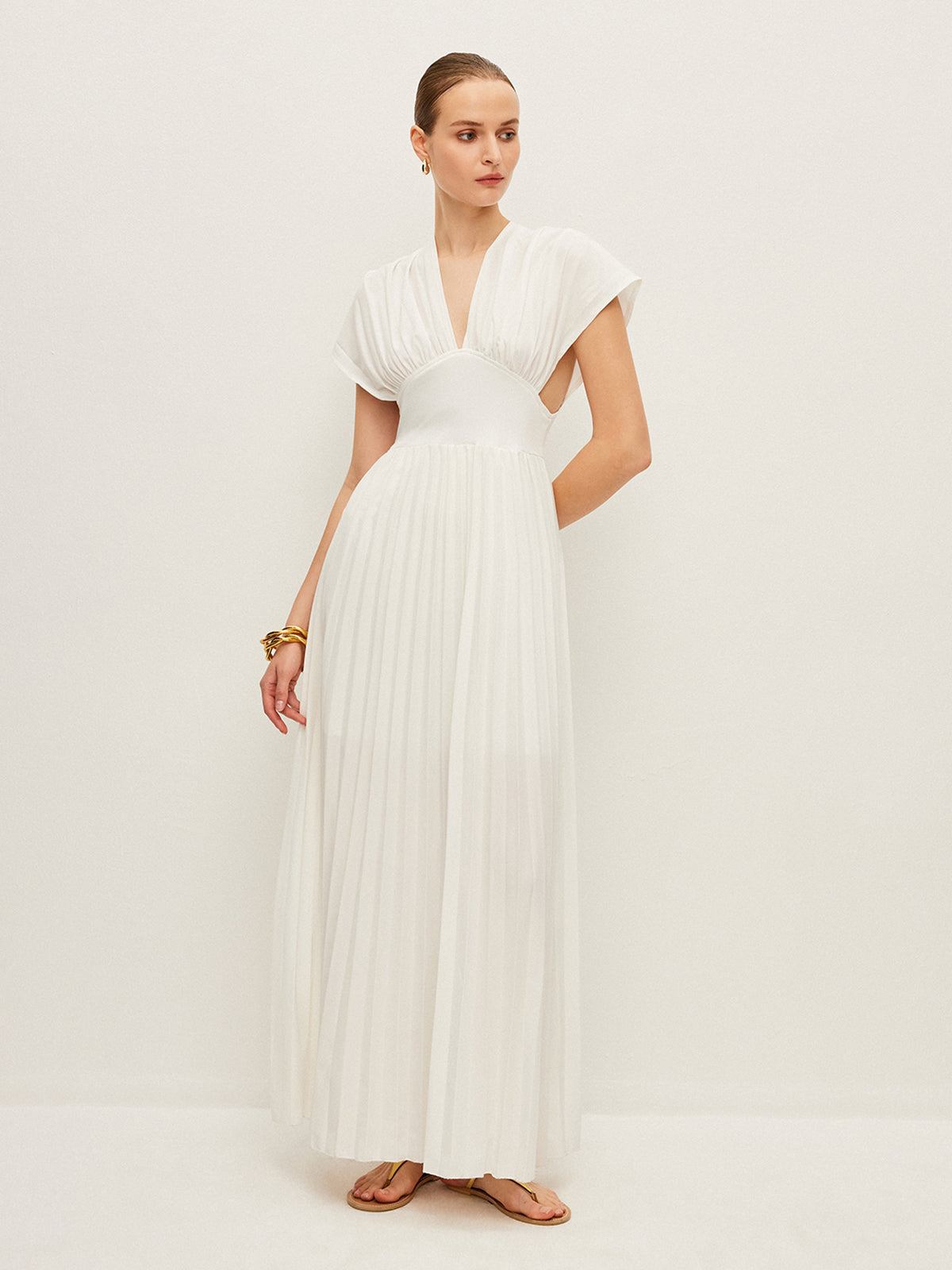 Robe plissée à manches courtes