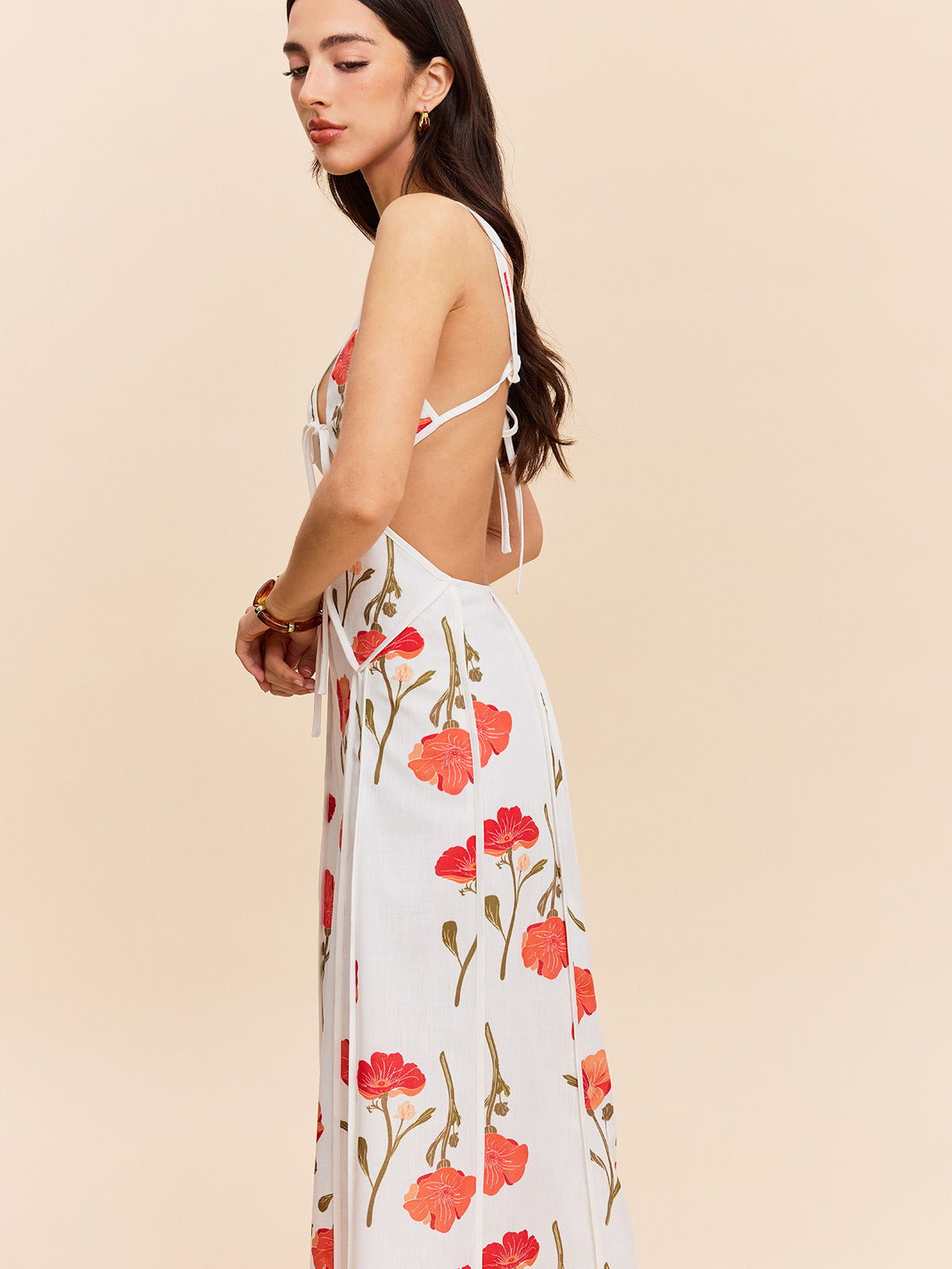 Robe découpée fleurie à nouer au dos