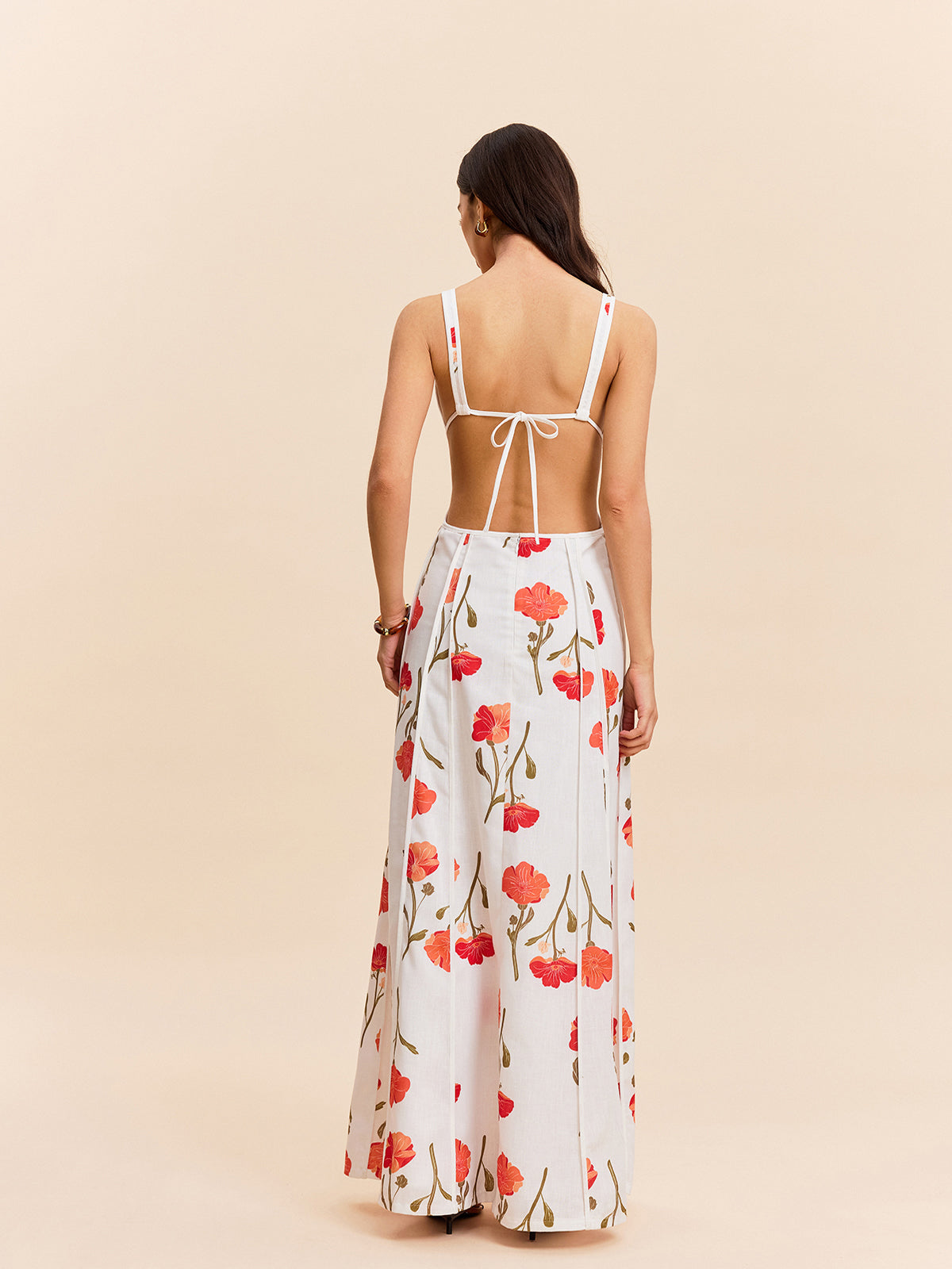 Robe découpée fleurie à nouer au dos
