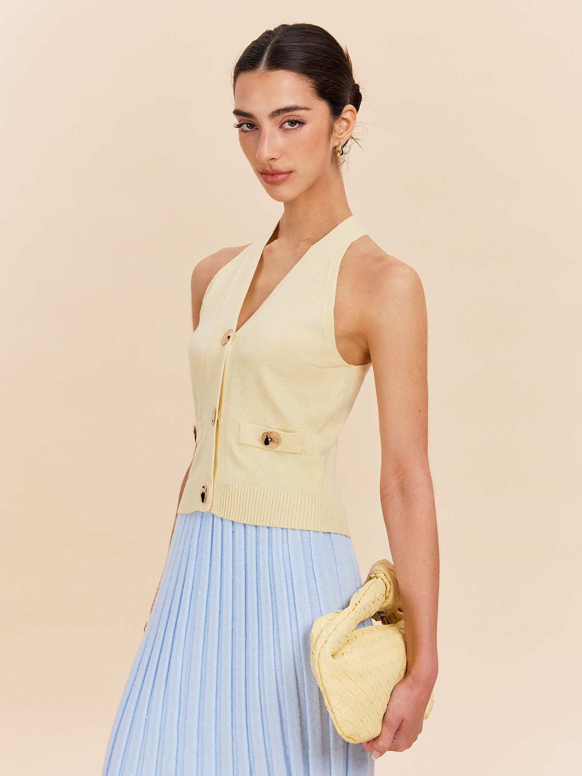 Halter Neck Ribbed Knit Vest With Decor Pockets