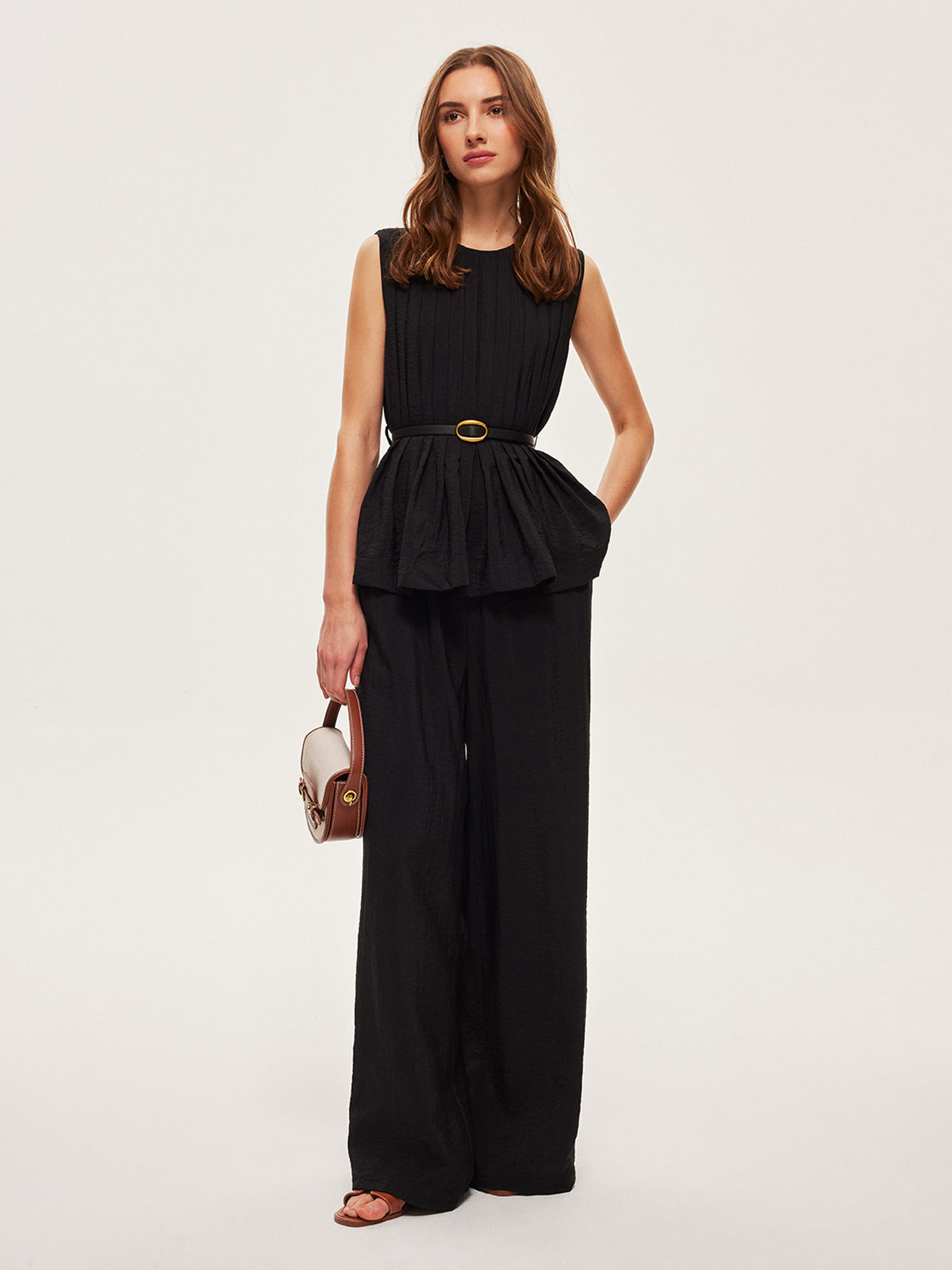 Peplum-Top mit weit geschnittener Hose und Gürtel
