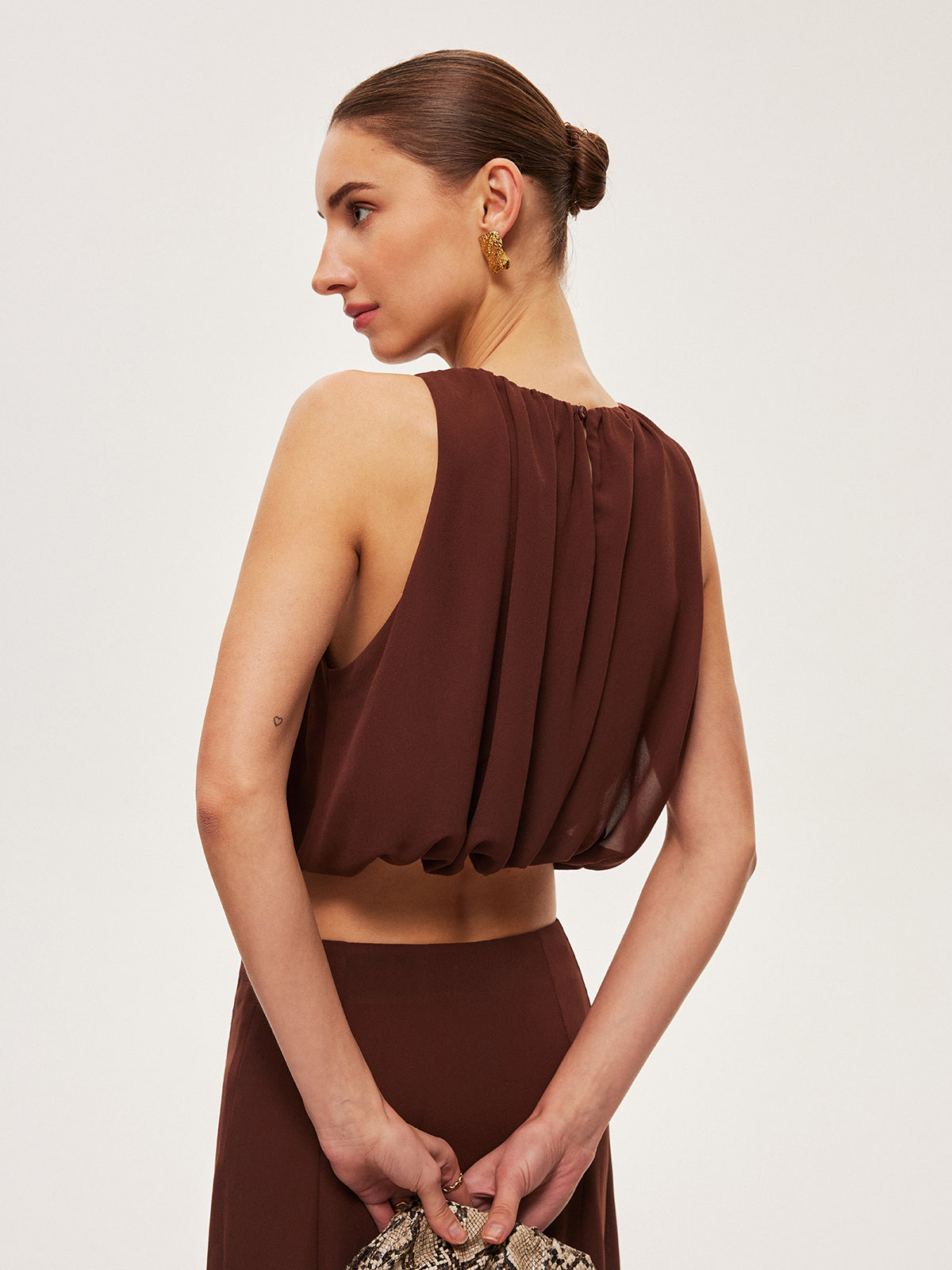 Ärmelloses Chiffon-Crop-Top
