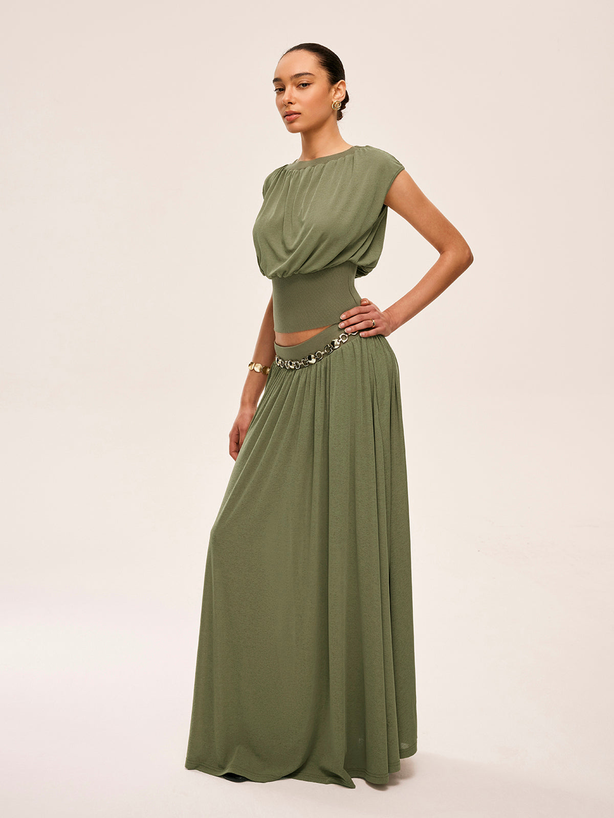 Set aus Oberteil mit geraffter Taille und schwingendem Rock