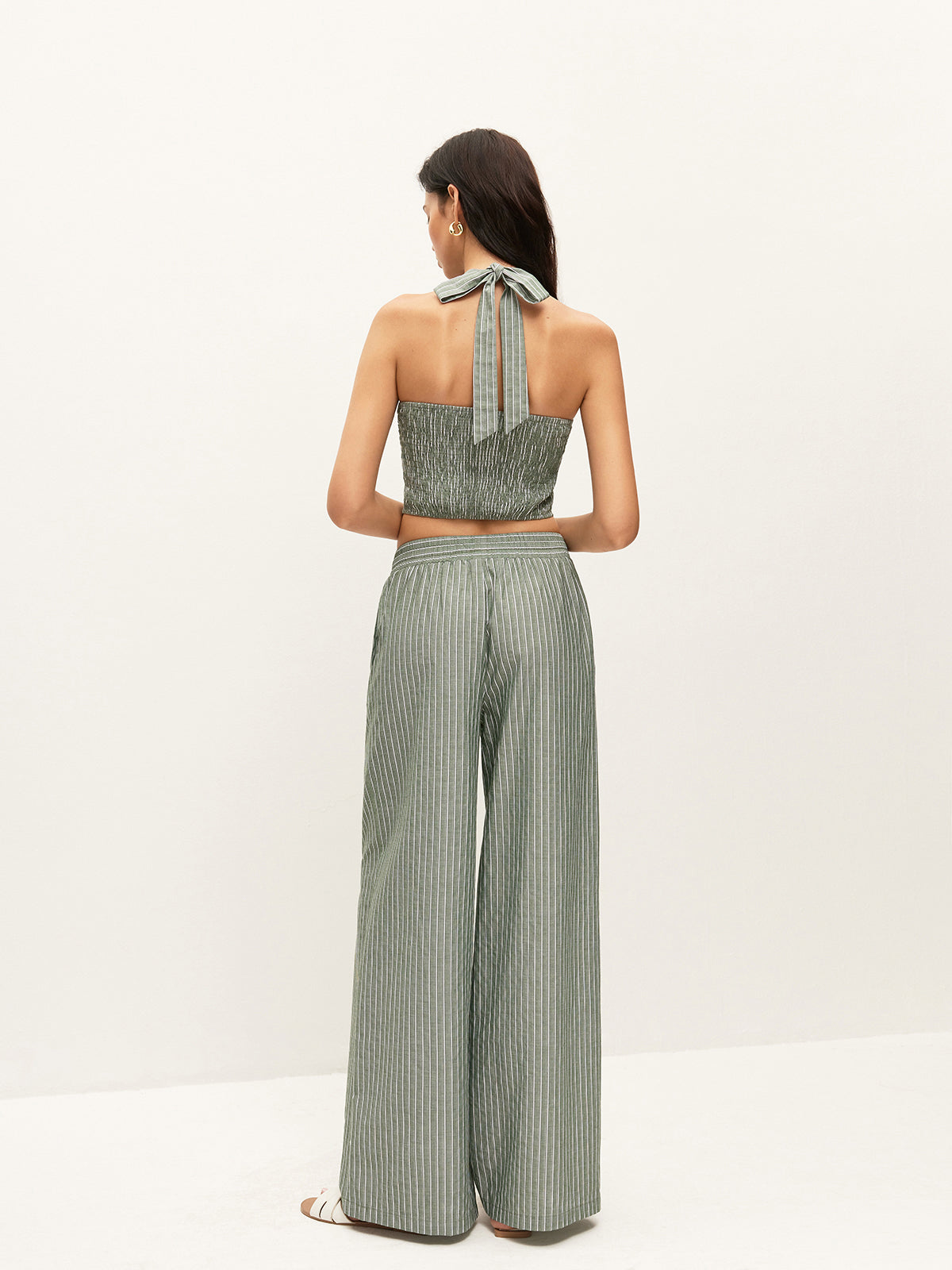 Ensemble top court licou rayé boutonné et pantalon