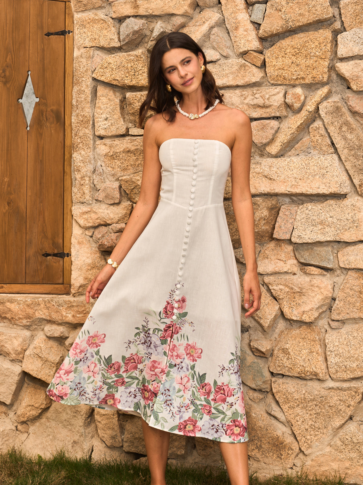 Robe bustier à imprimé floral avec boutons décoratifs
