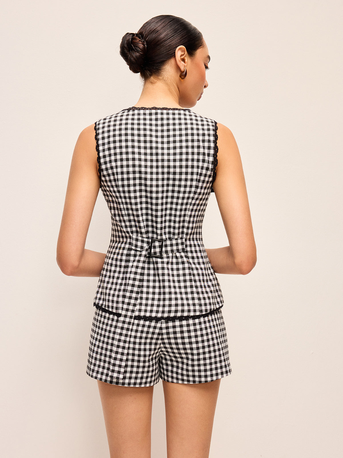 Gingham-Knopfleisten-Oberteil und Shorts-Set