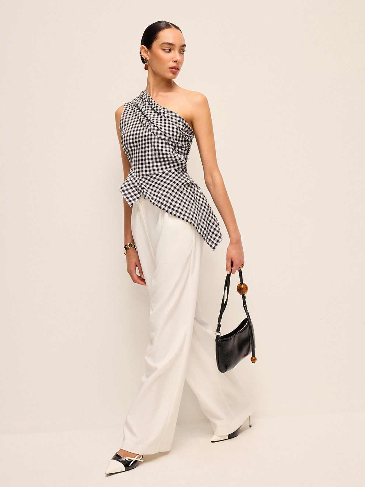 Asymmetrical Checkered One-Shoulder Tank Top