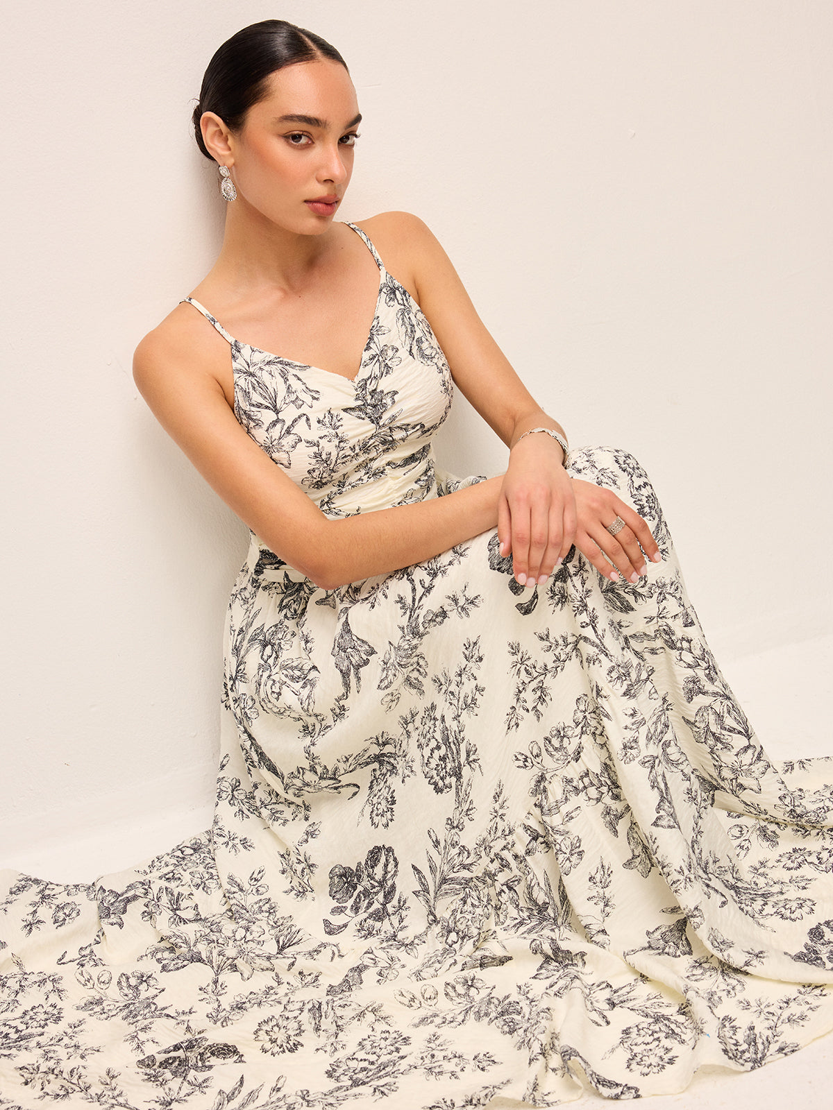 Robe caraco froncée à imprimé floral