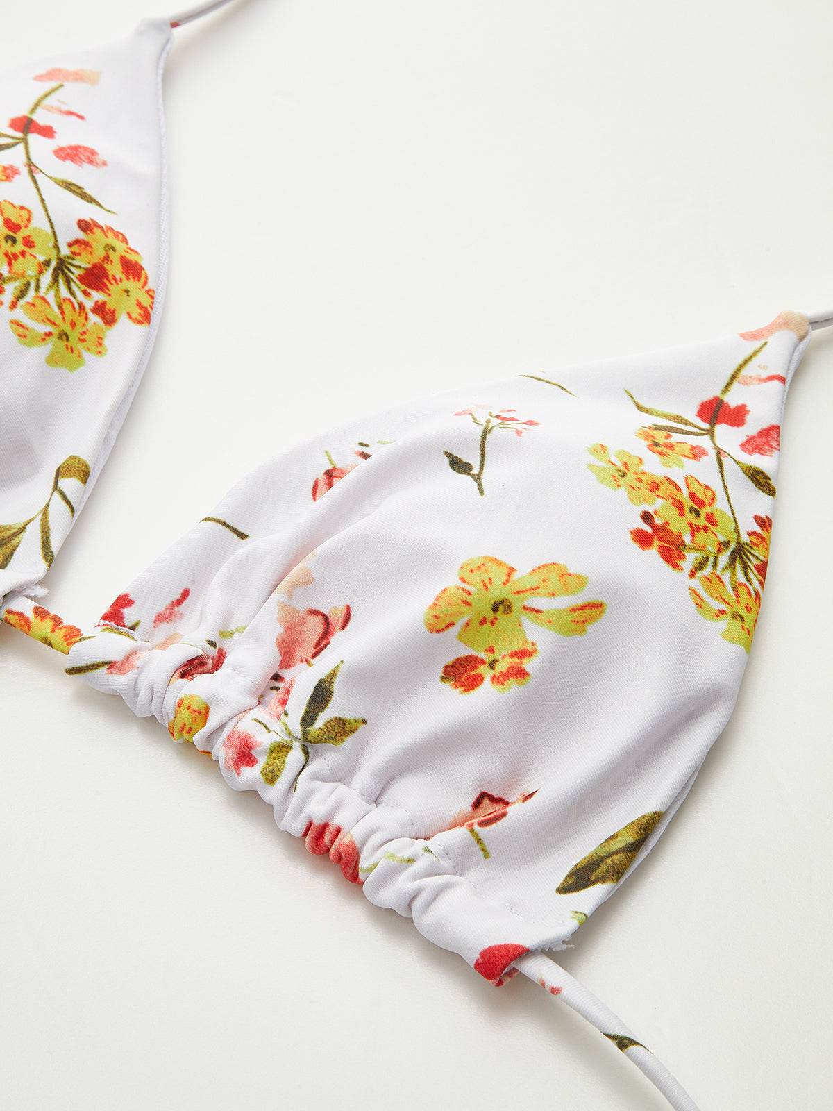 Bikini-Set mit Blumenmuster und Bindebändern