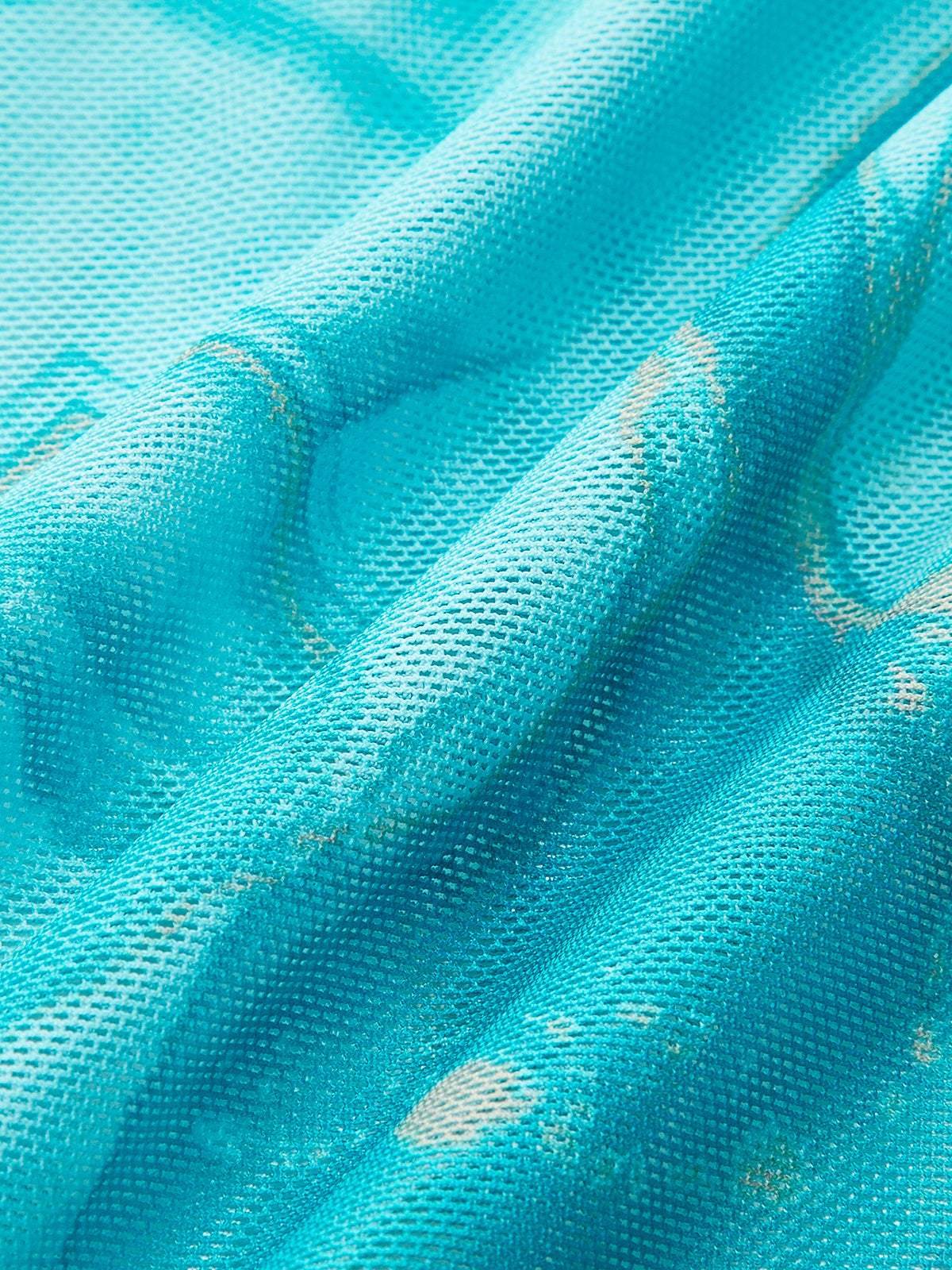 Bikini-Set mit Marmormuster und passendem Überwurfrock