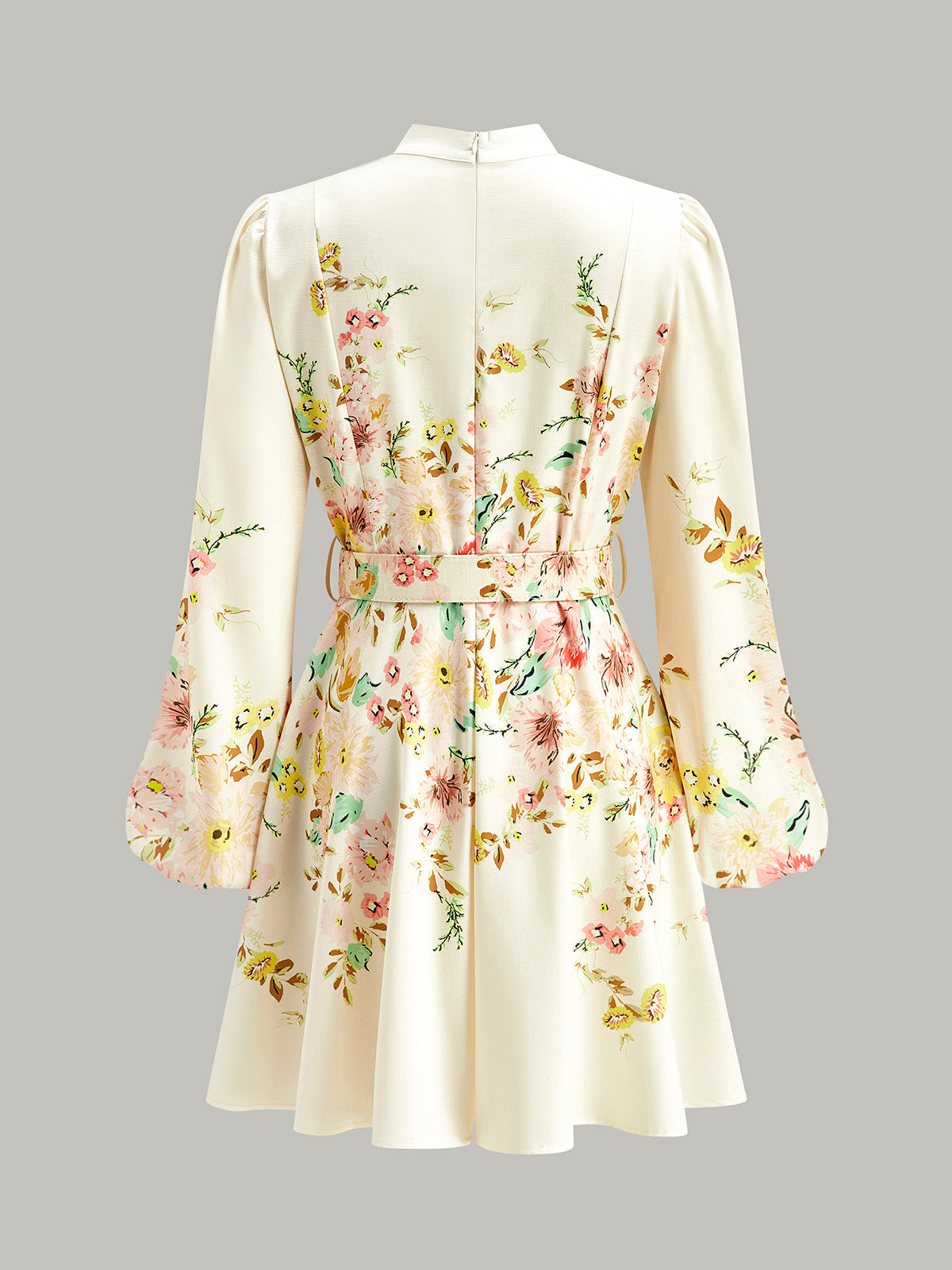 Robe à imprimé floral avec boutons et ceinture