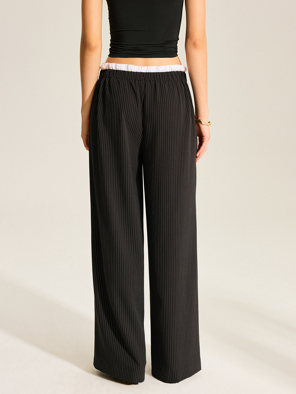 Pantalon rayé à jambes larges