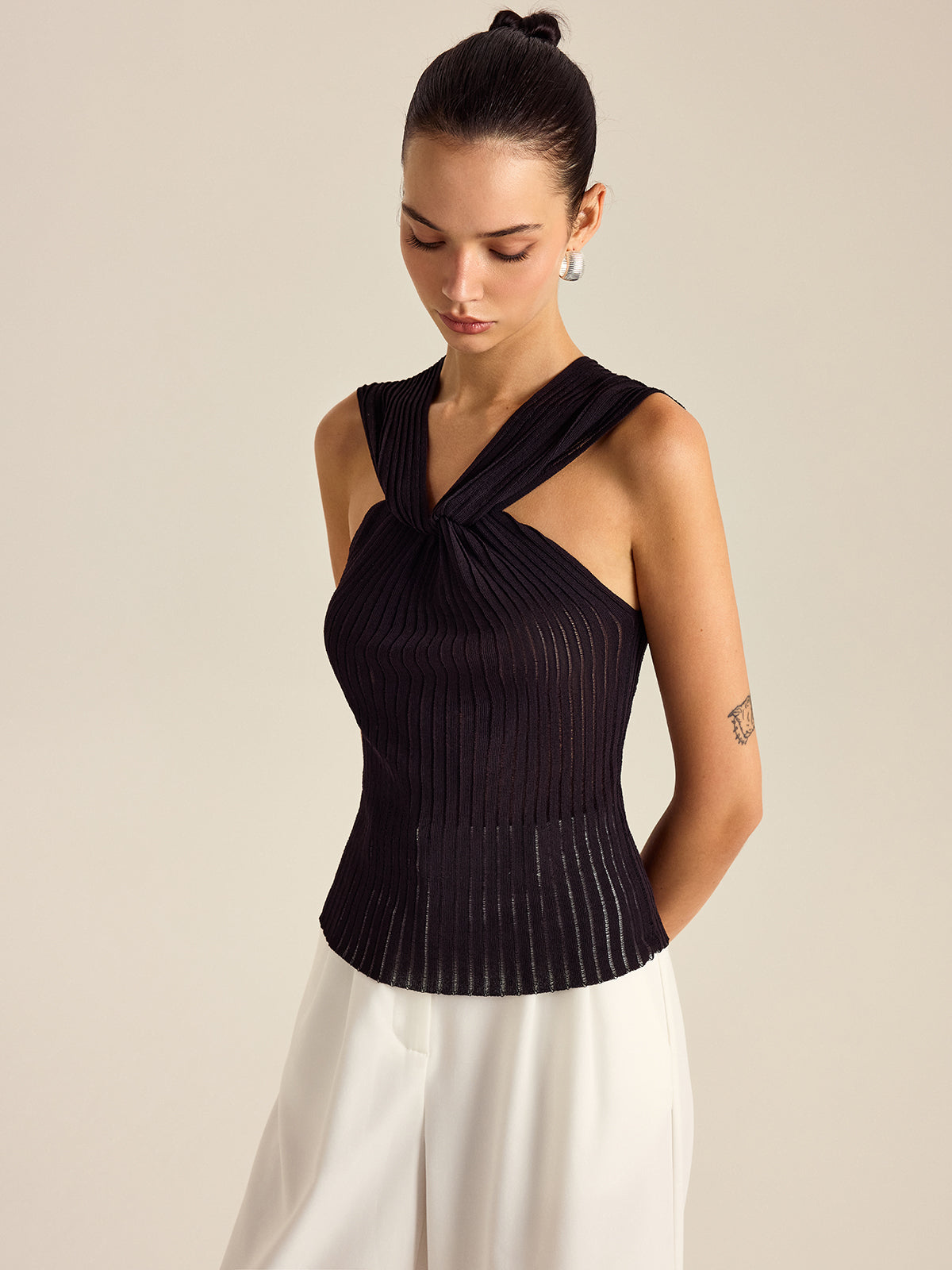 Plissiertes Twist-Top aus Strick