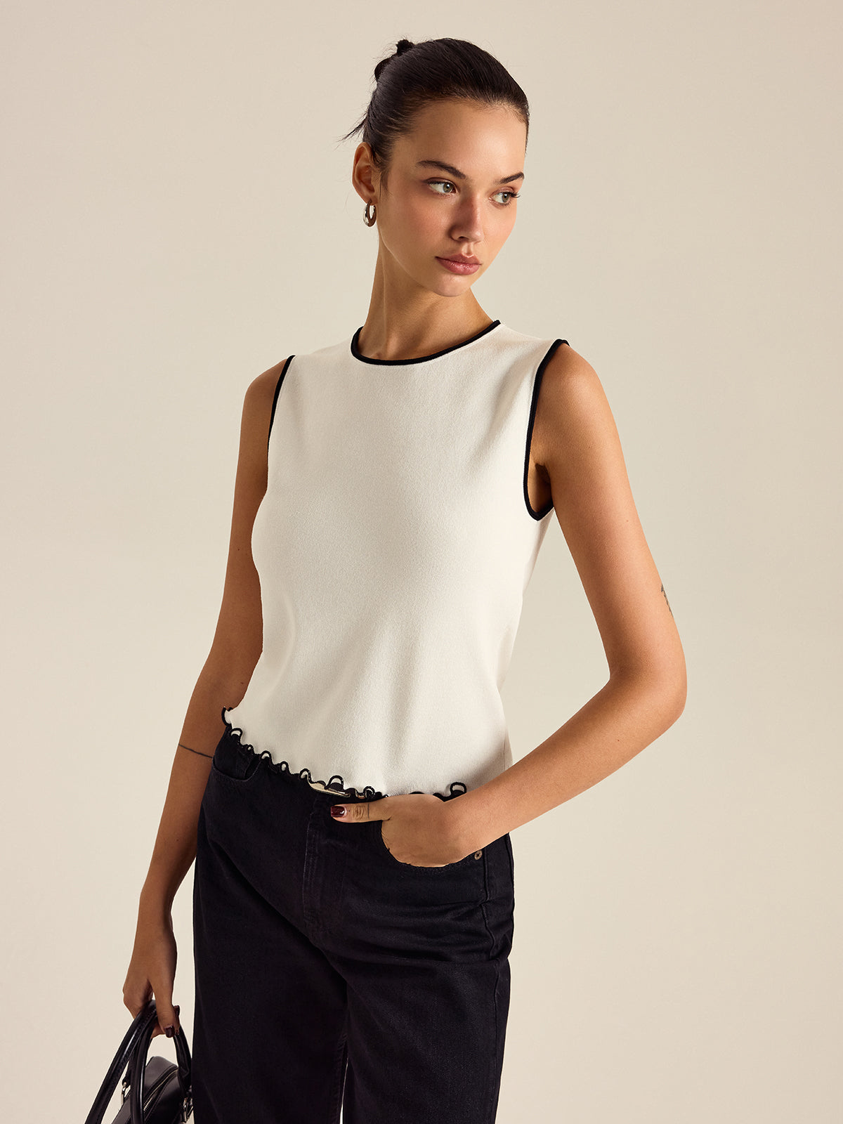 Contrasting Trim Tank Top