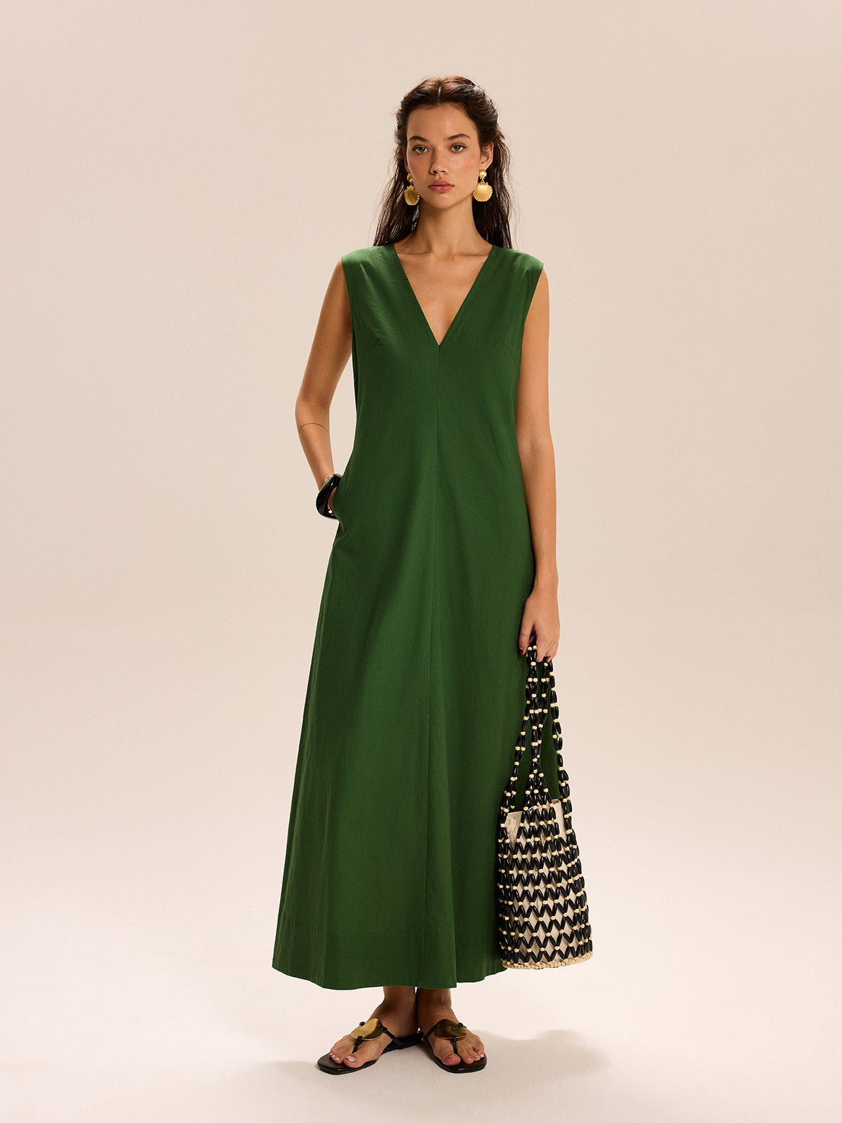 Linen & Cotton Pocketed V-Neck Maxi Dress