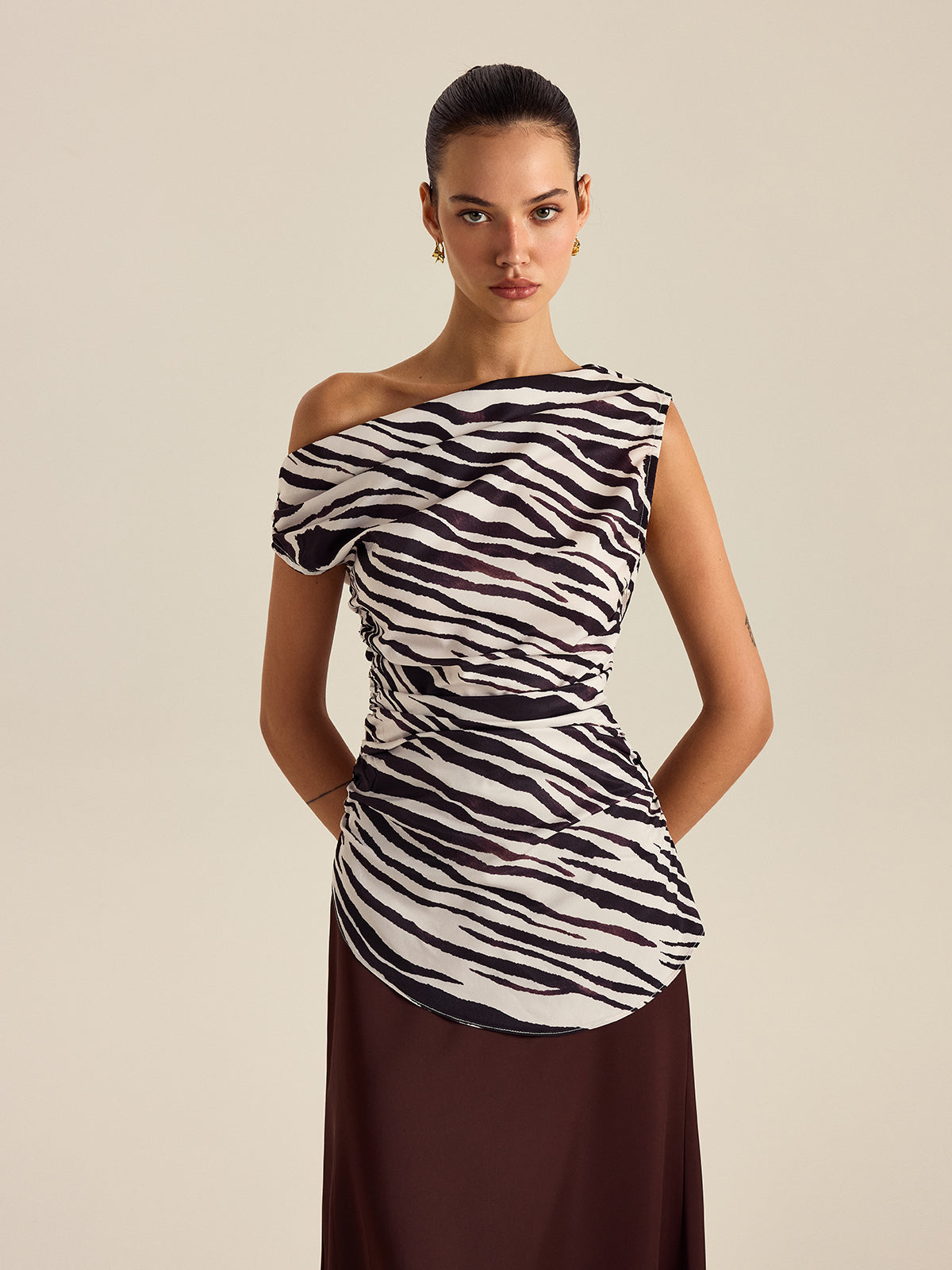 Haut à épaules dénudées imprimé zèbre