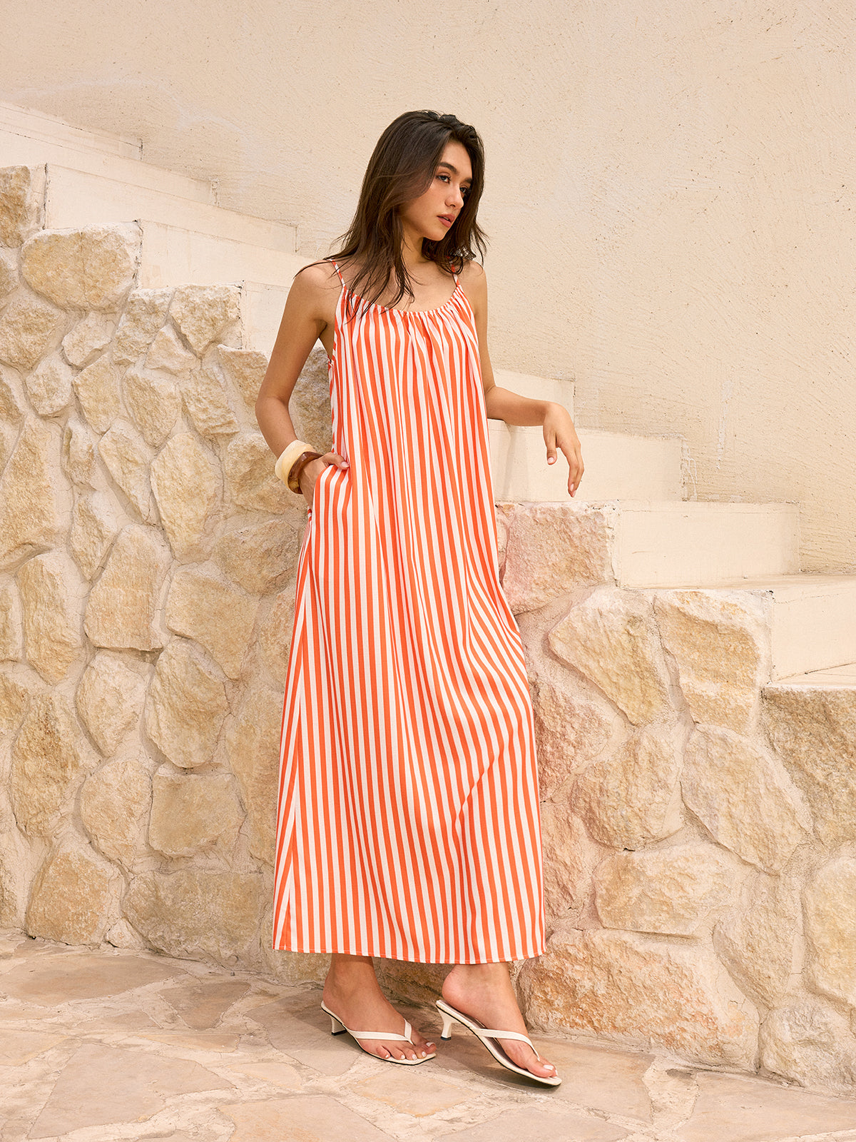 Robe longue dos nu rayée