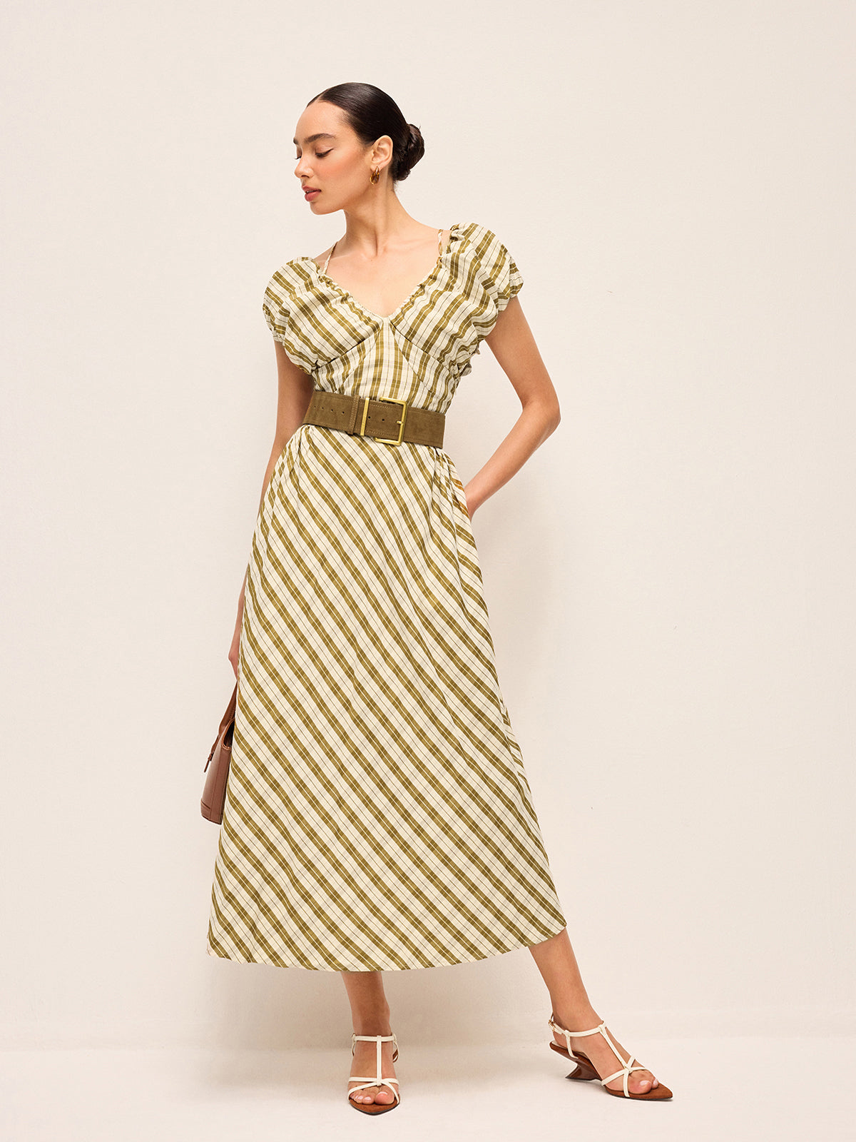 Robe écossaise à encolure en cœur et manches bouffantes, sans ceinture
