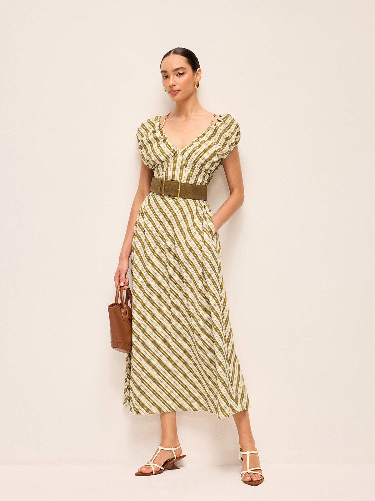 Robe écossaise à encolure en cœur et manches bouffantes, sans ceinture