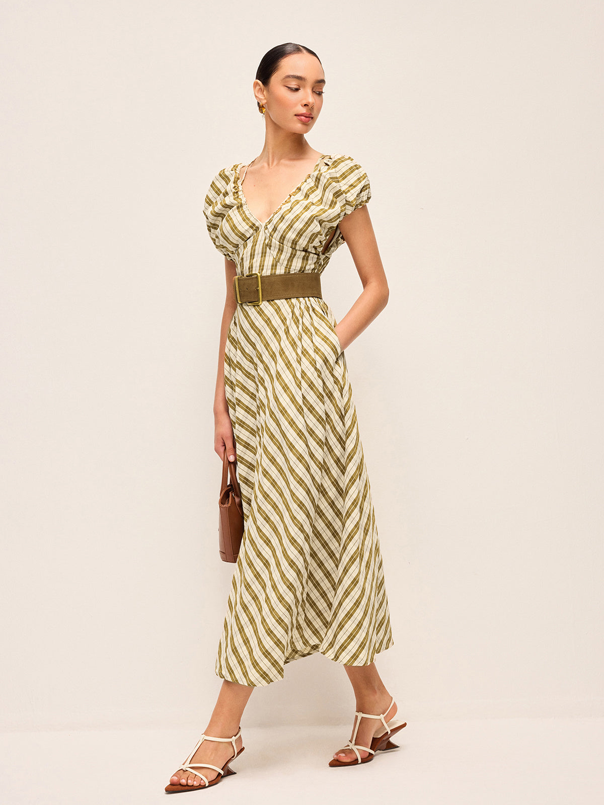 Robe écossaise à encolure en cœur et manches bouffantes, sans ceinture